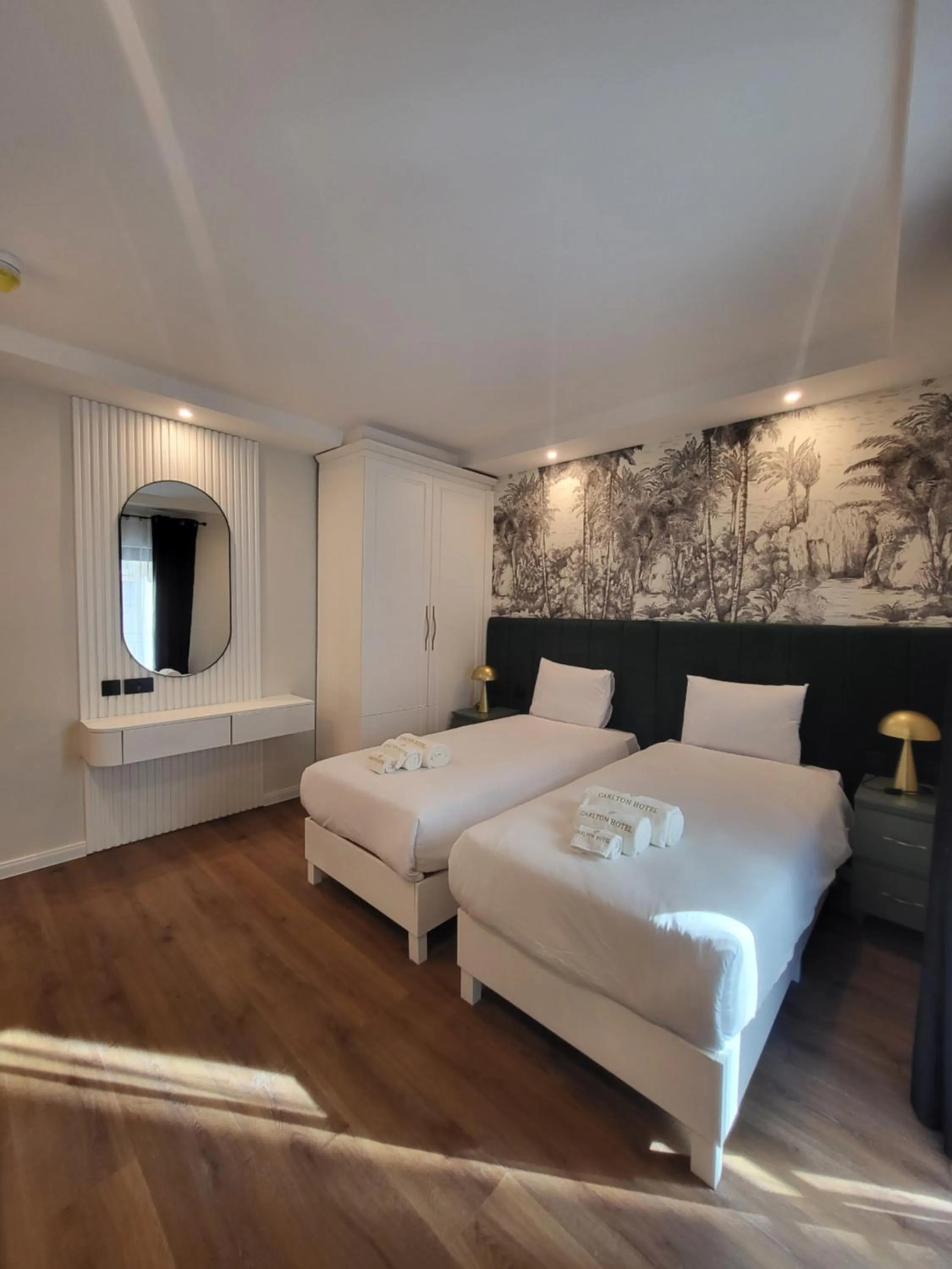 Bed in Carlton Hotel