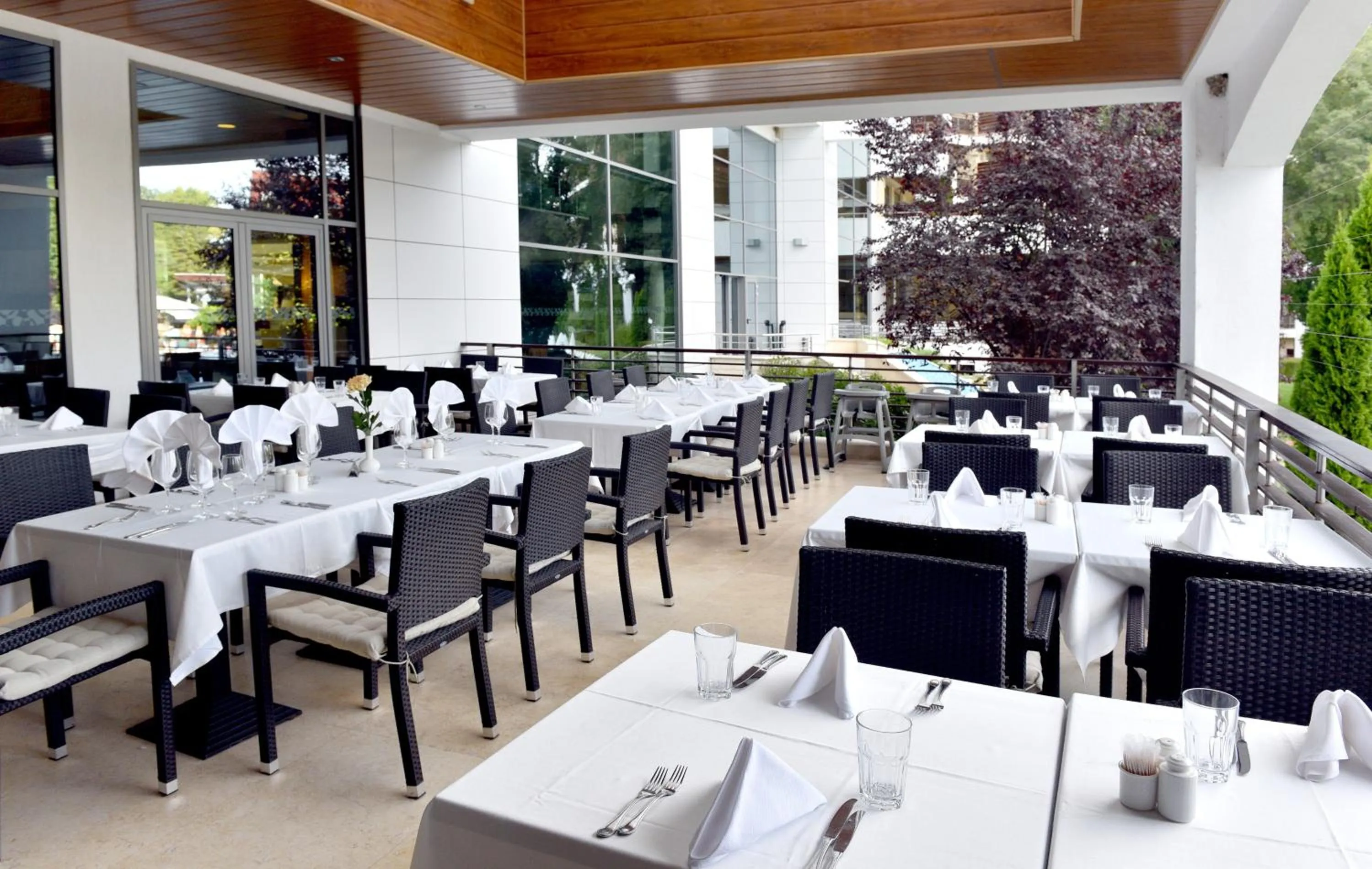 Restaurant/places to eat in Flamingo Grand Hotel & Spa