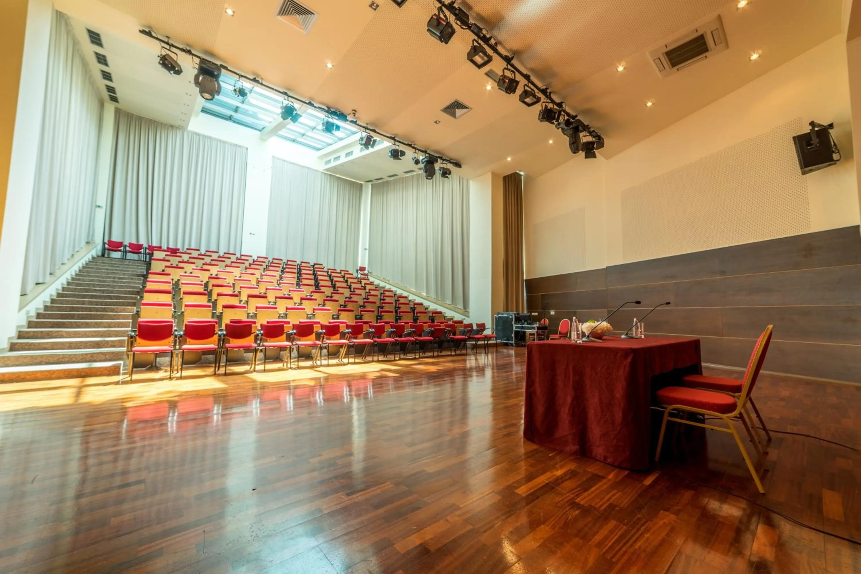Meeting/conference room in Flamingo Grand Hotel & Spa