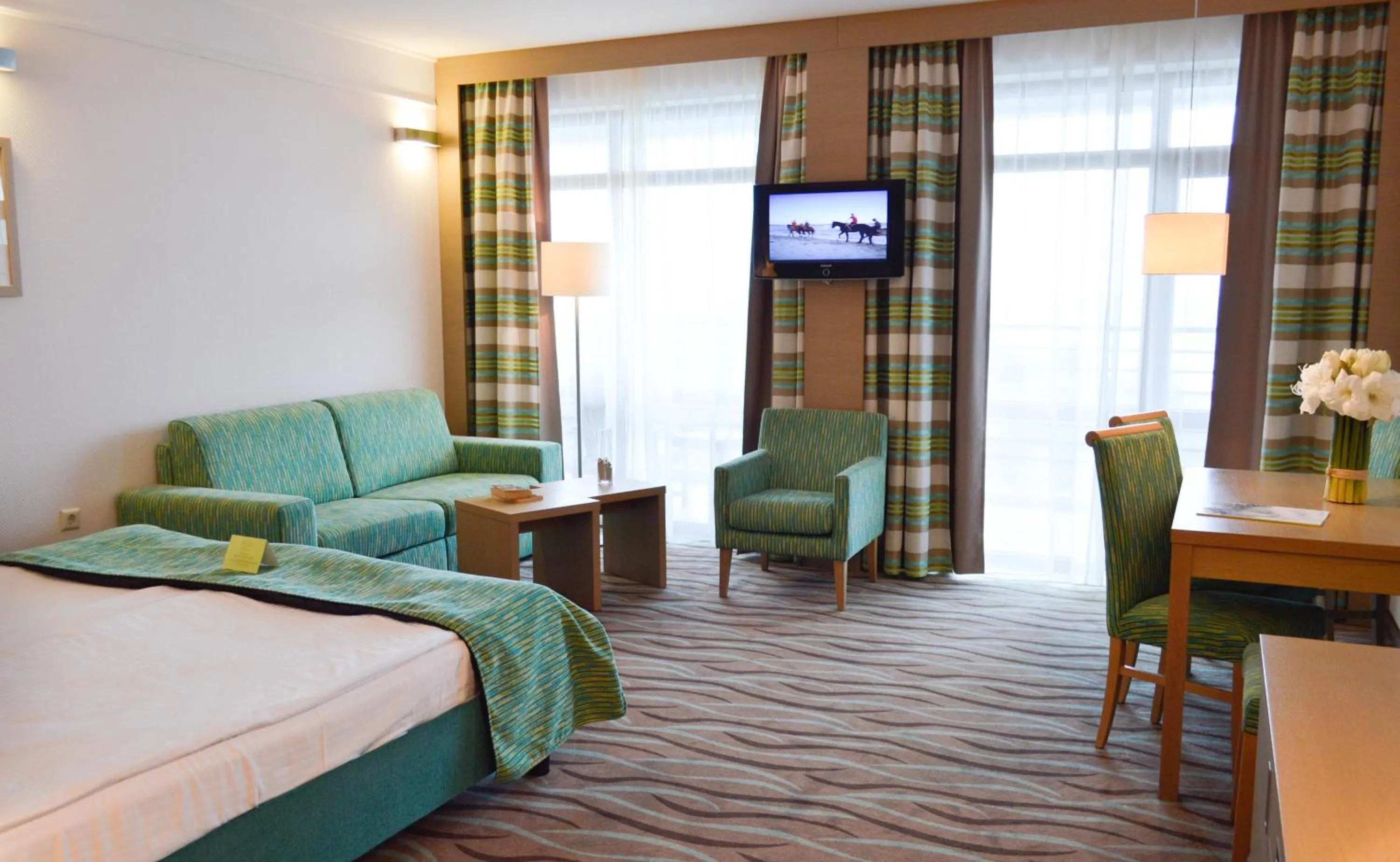 Photo of the whole room, Bed in Flamingo Grand Hotel & Spa