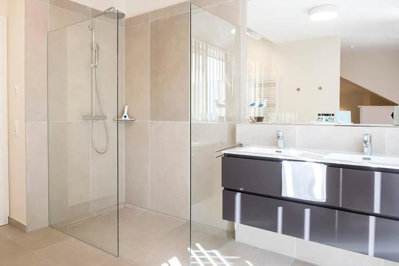 Apartment with Sea View in Hotel Haus am Meer Apartment with Sea View in Hotel Haus am Meer