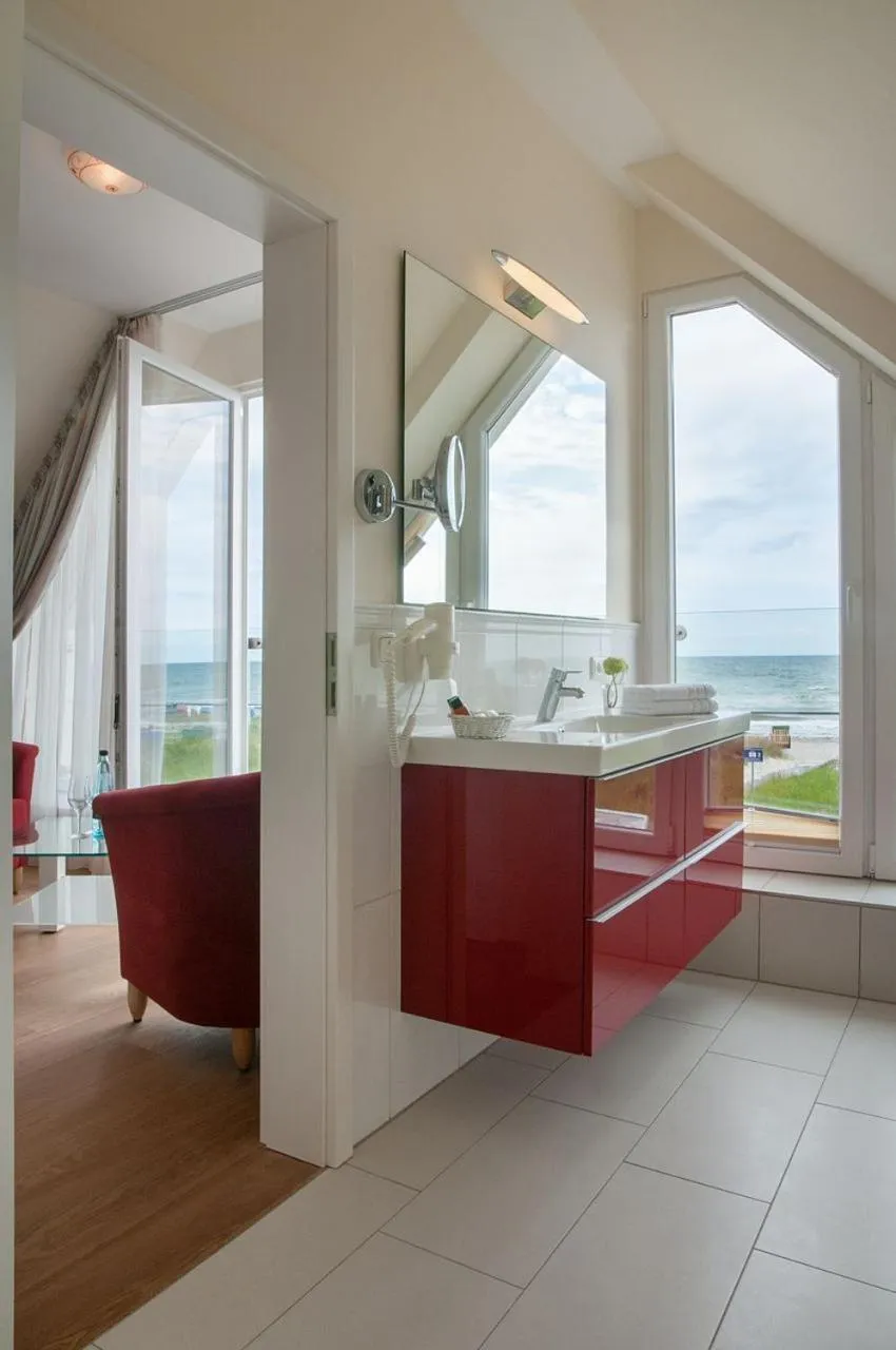 Bathroom in Hotel Haus am Meer