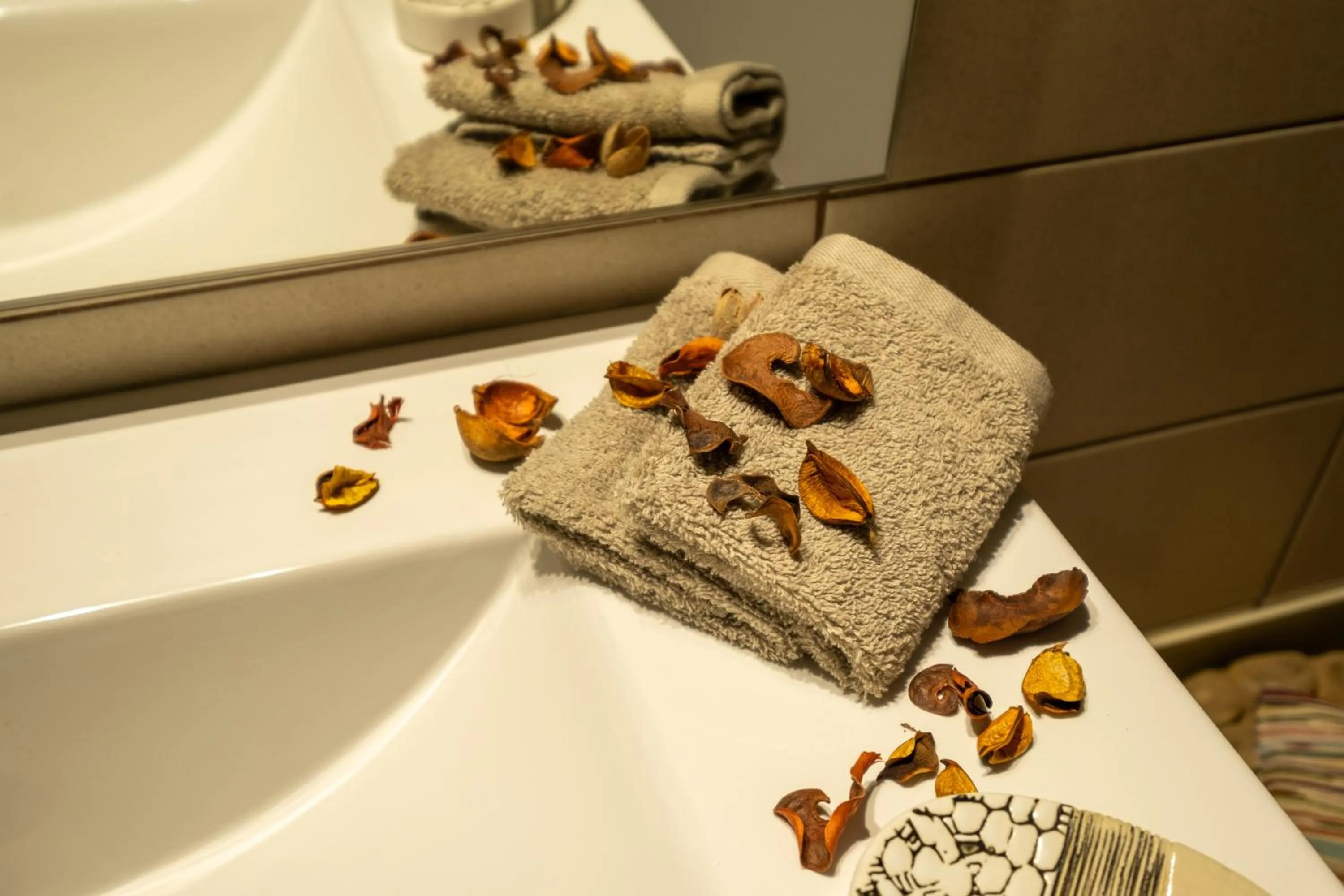Bathroom in White Orchid Villa