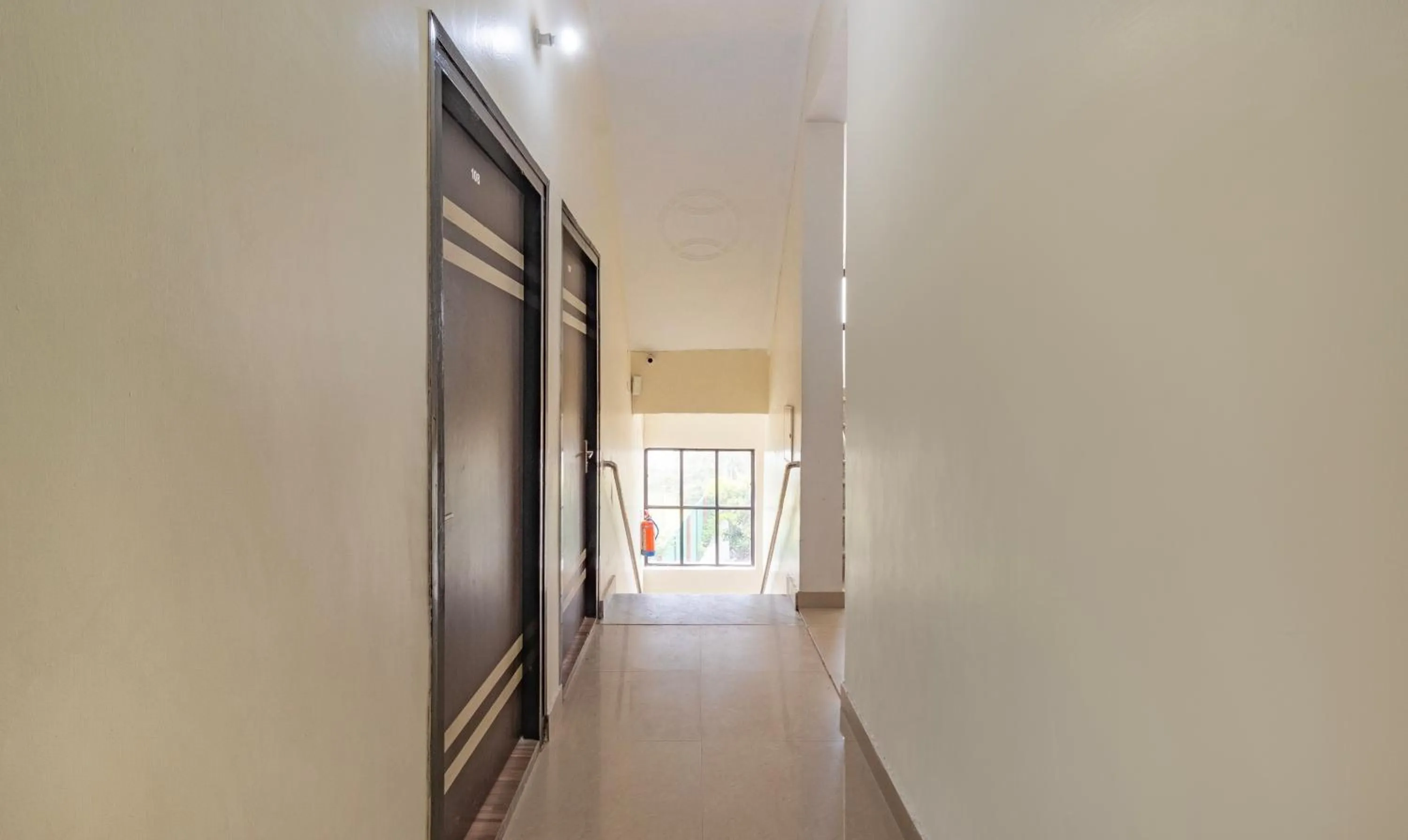 Lobby or reception in Treebo Spring Birds - Kainchi Dham