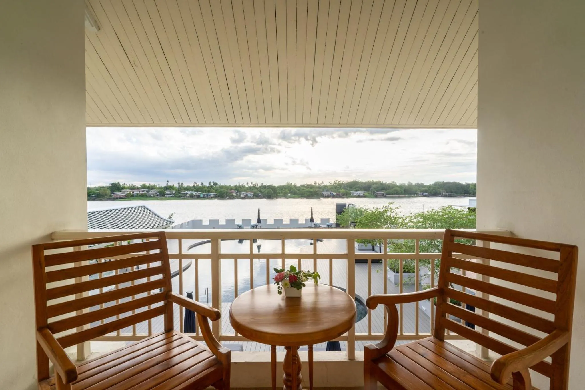 Balcony/Terrace in Kalanan Riverside Resort
