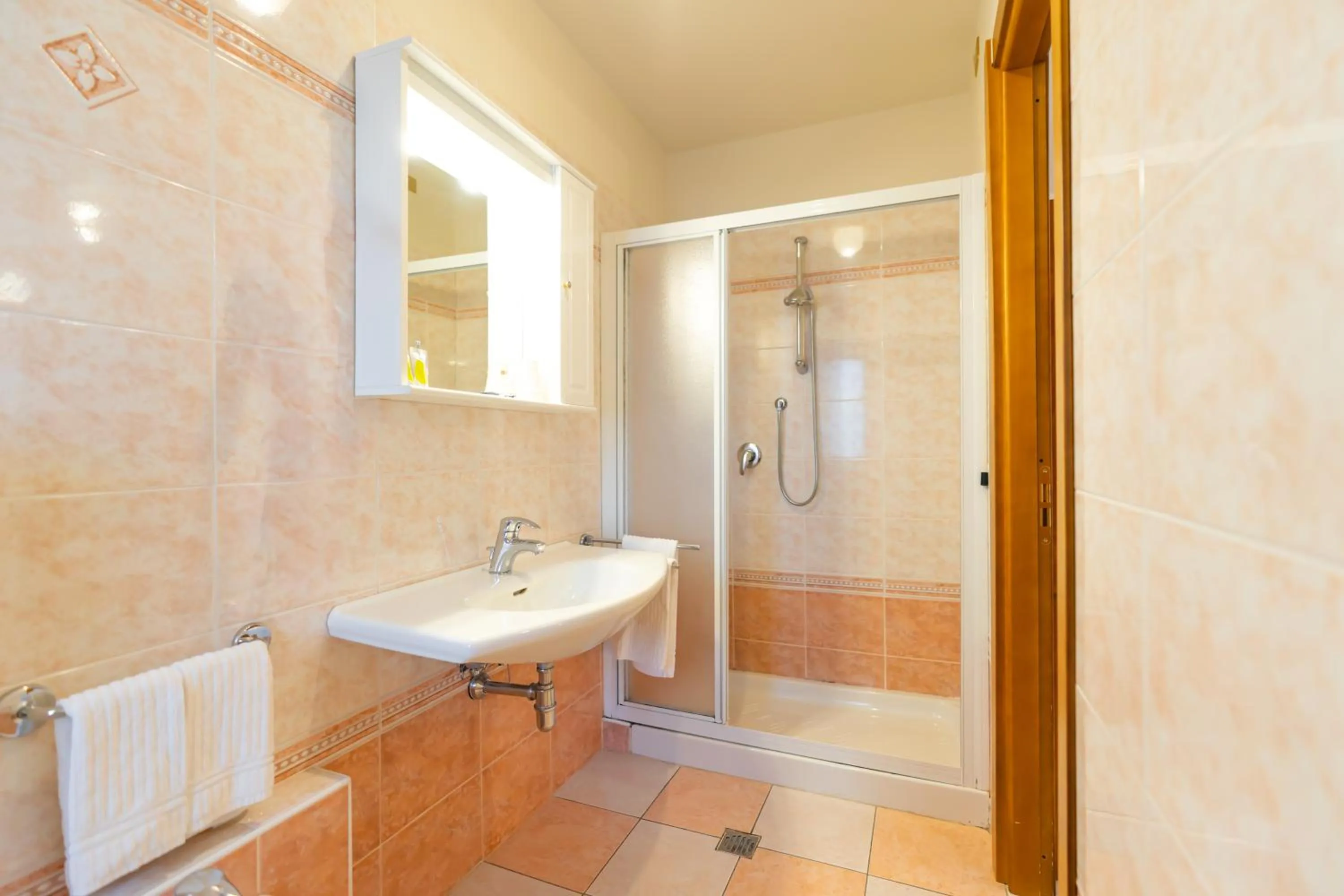 Shower in Hotel Belvedere Wellness&SPA