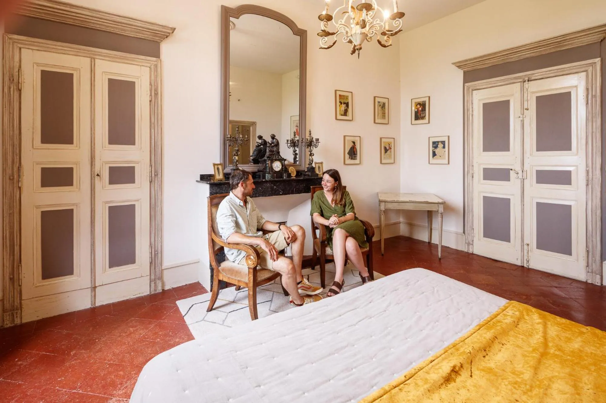 Photo of the whole room, Bed in Domaine du Buc, Le Château