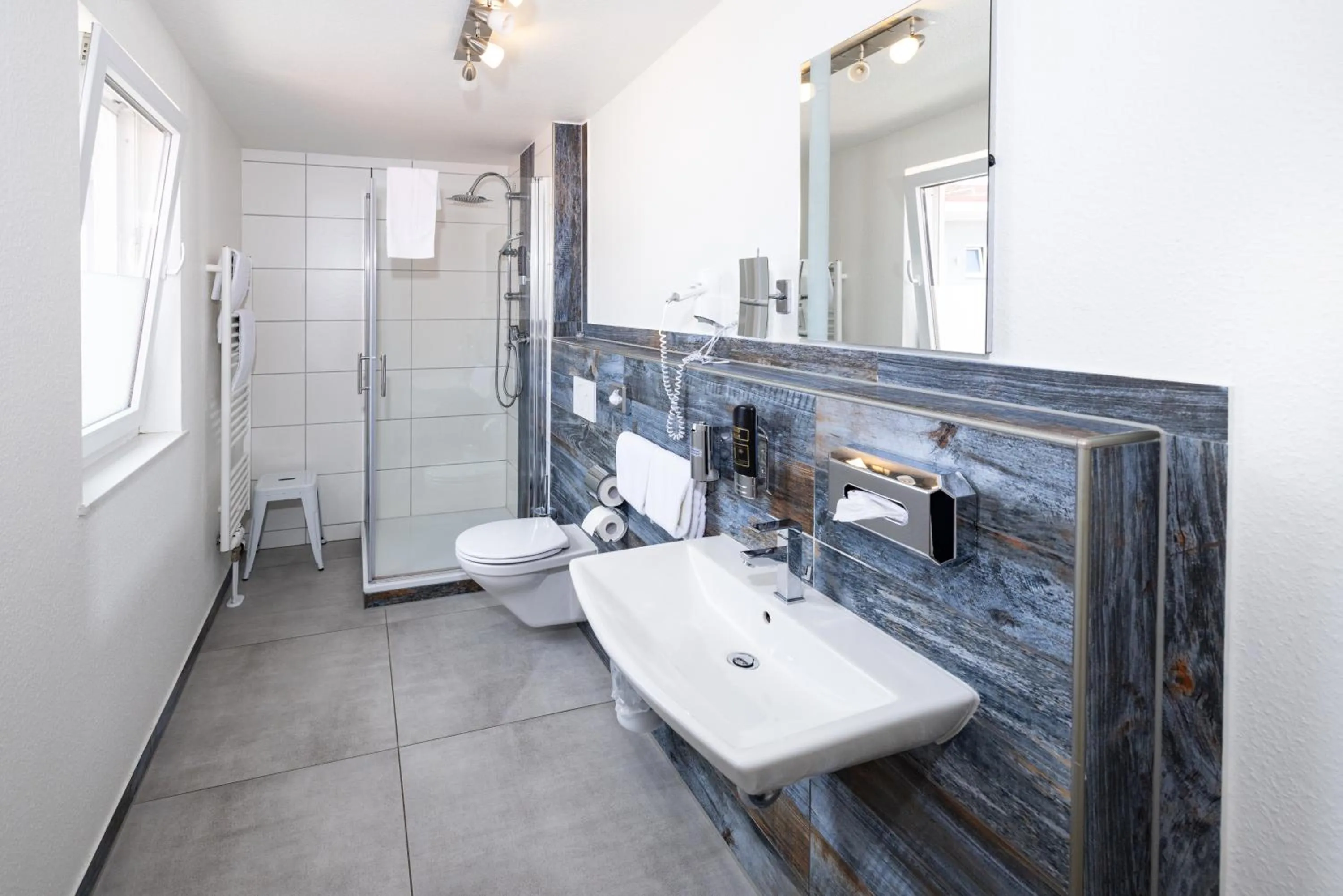 Shower in Hotel Gasthof Handewitt