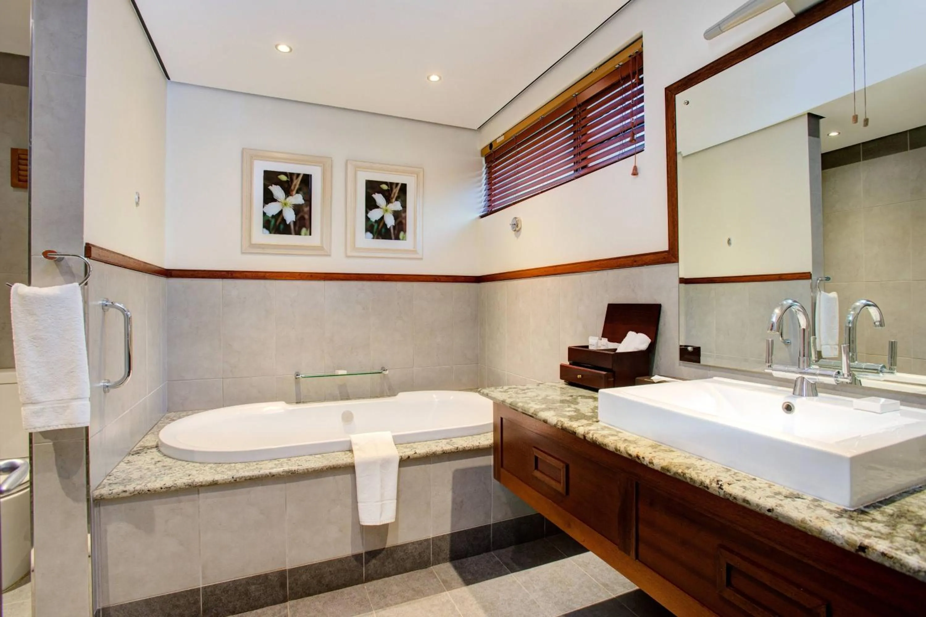 Bathroom in Irene Country Hotel, Autograph Collection