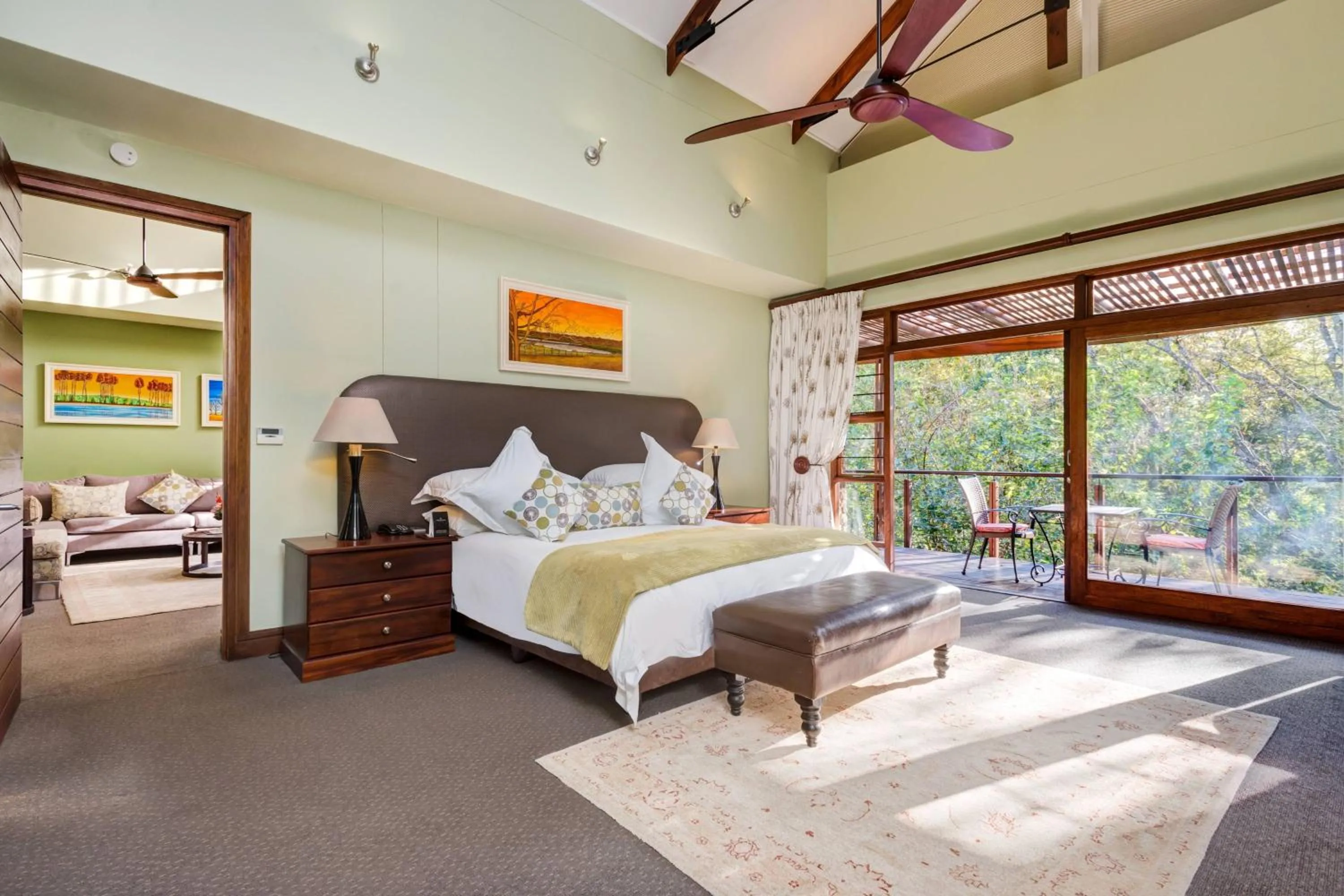 Photo of the whole room, Bed in Irene Country Hotel, Autograph Collection