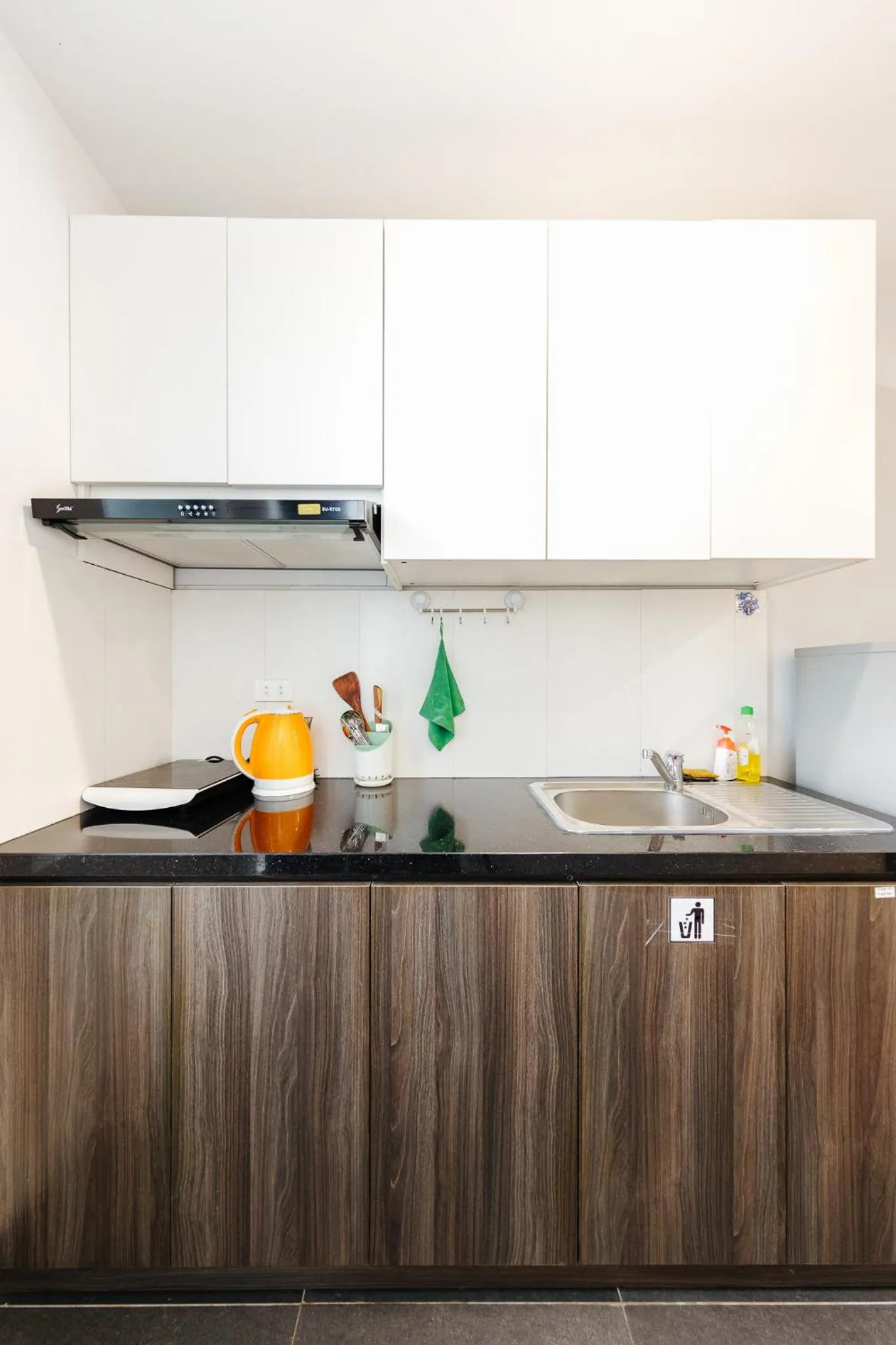 Kitchen or kitchenette in Hana 2 Apartment & Hotel Bac Ninh