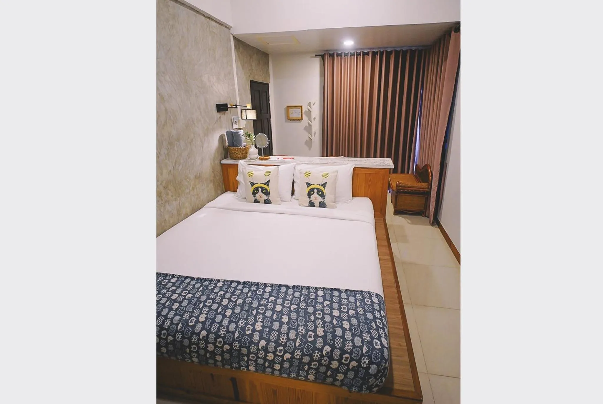 Bed in Sleepy House Chiang Rai