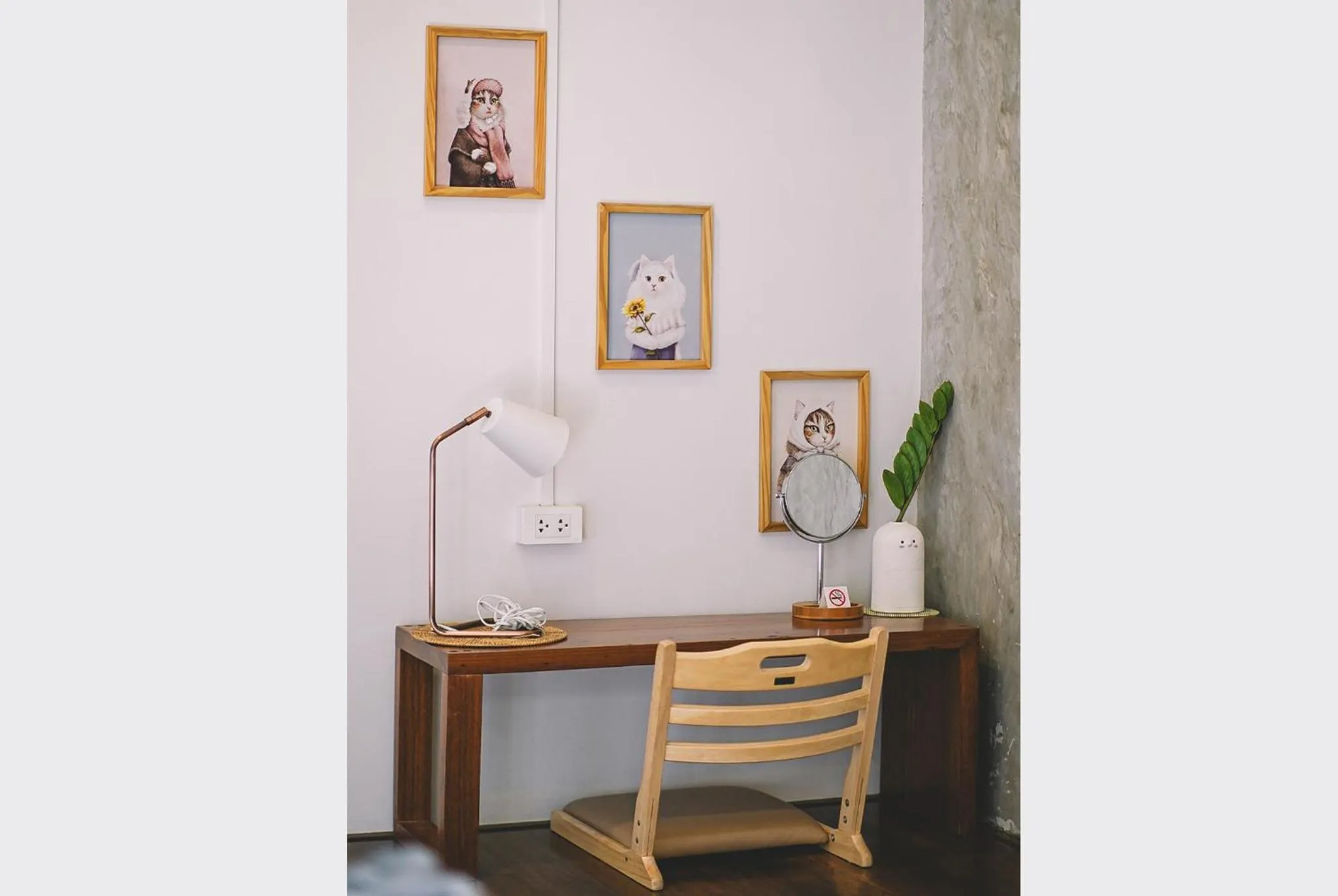 Decorative detail in Sleepy House Chiang Rai