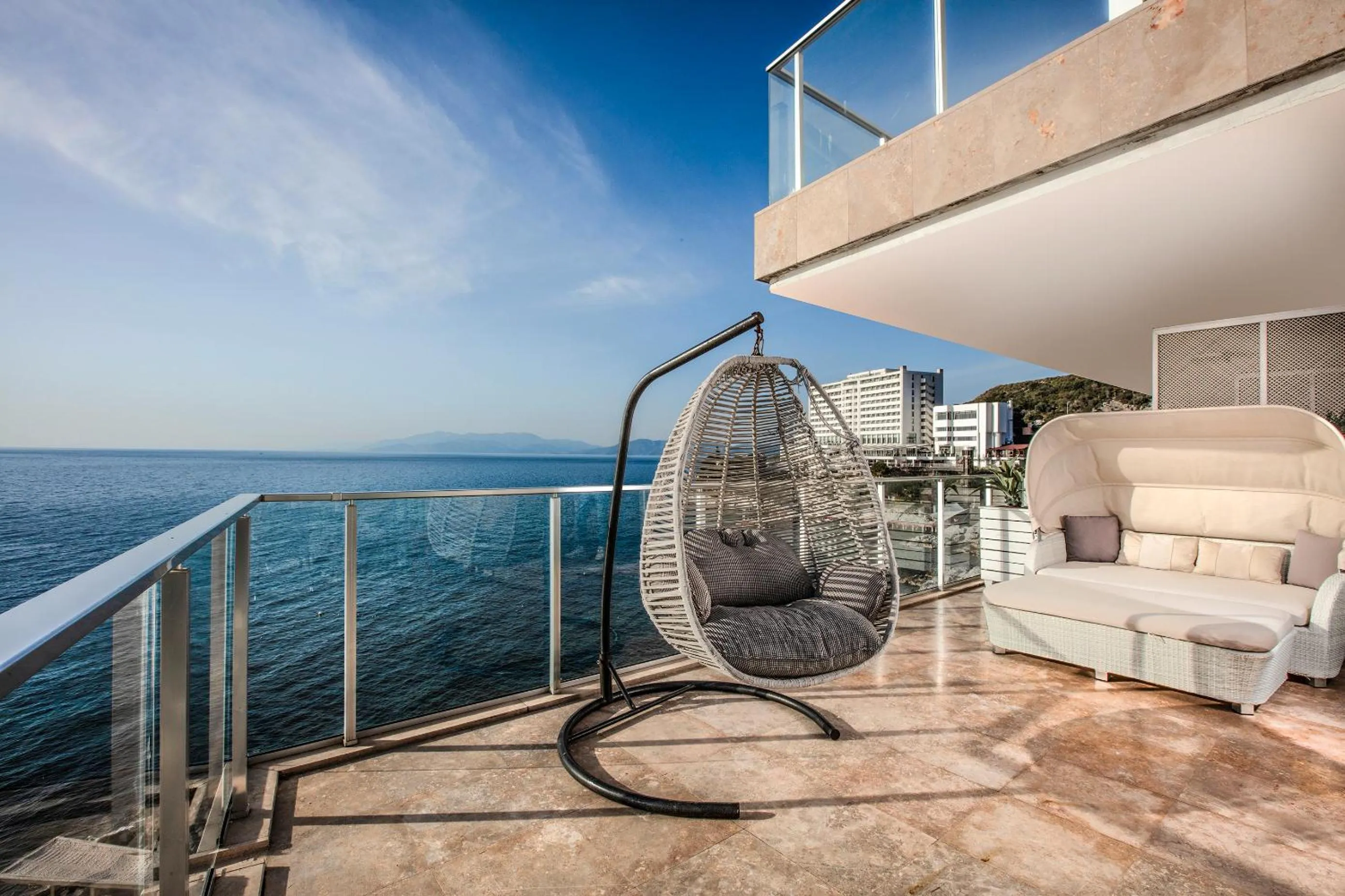 Balcony/Terrace in Charisma De Luxe Hotel