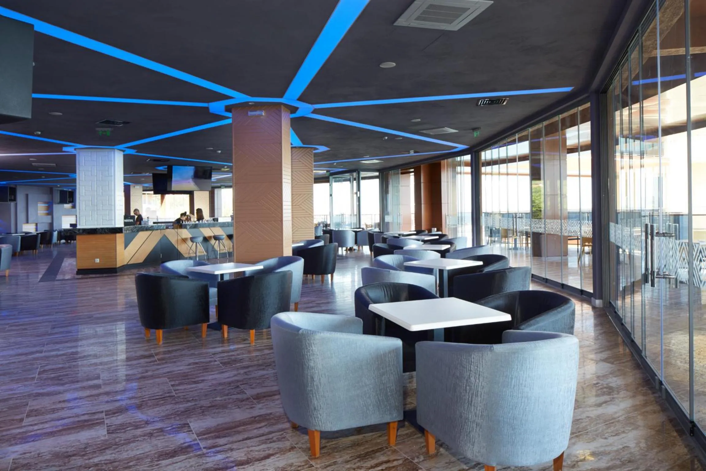 Nightclub / DJ in Paradise Beach Residence - Ultra All Inclusive