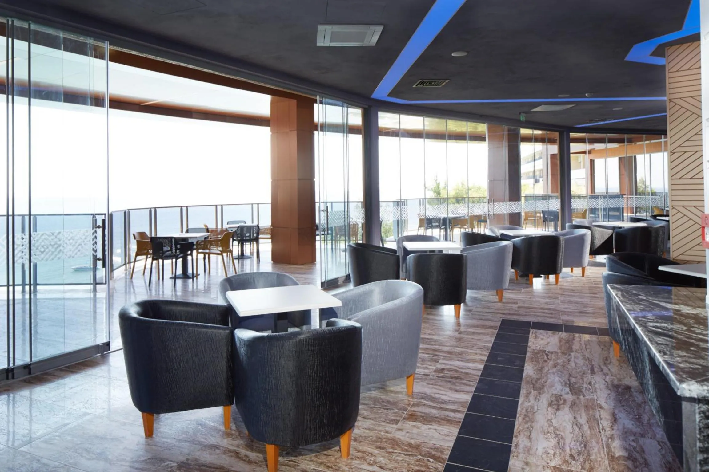 Nightclub / DJ in Paradise Beach Residence - Ultra All Inclusive