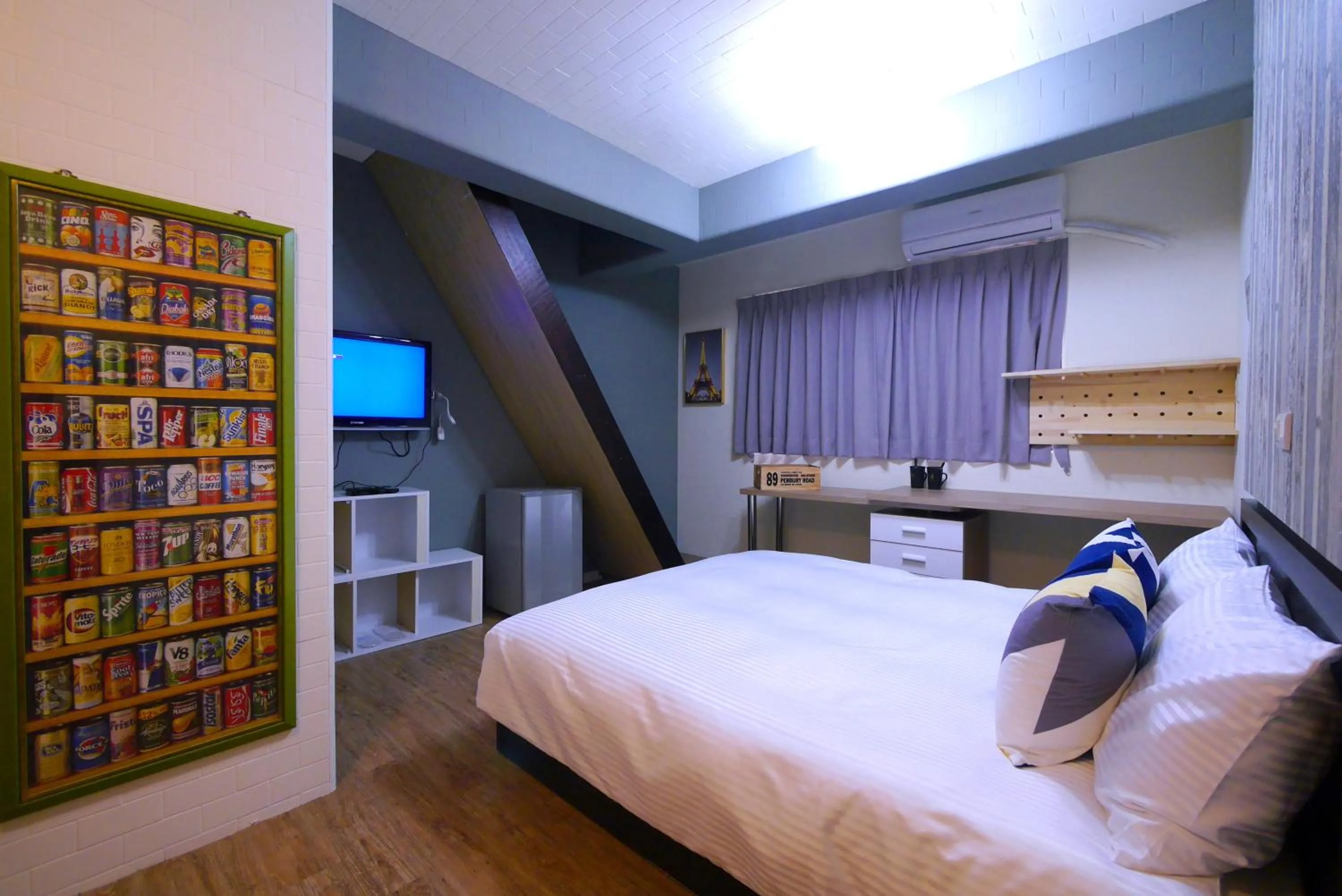 Bed in Traveler Station