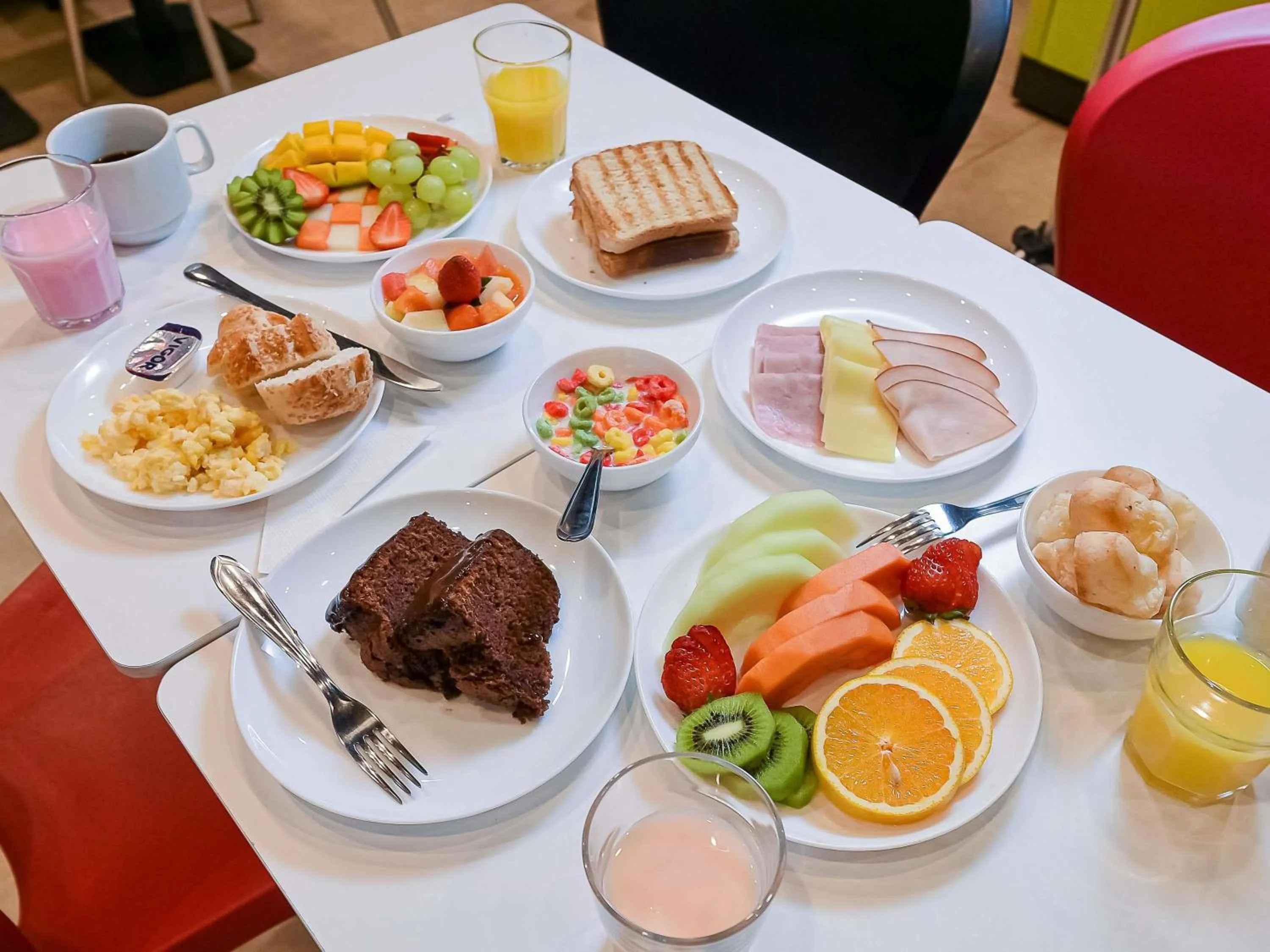 Breakfast in ibis budget Santos Gonzaga