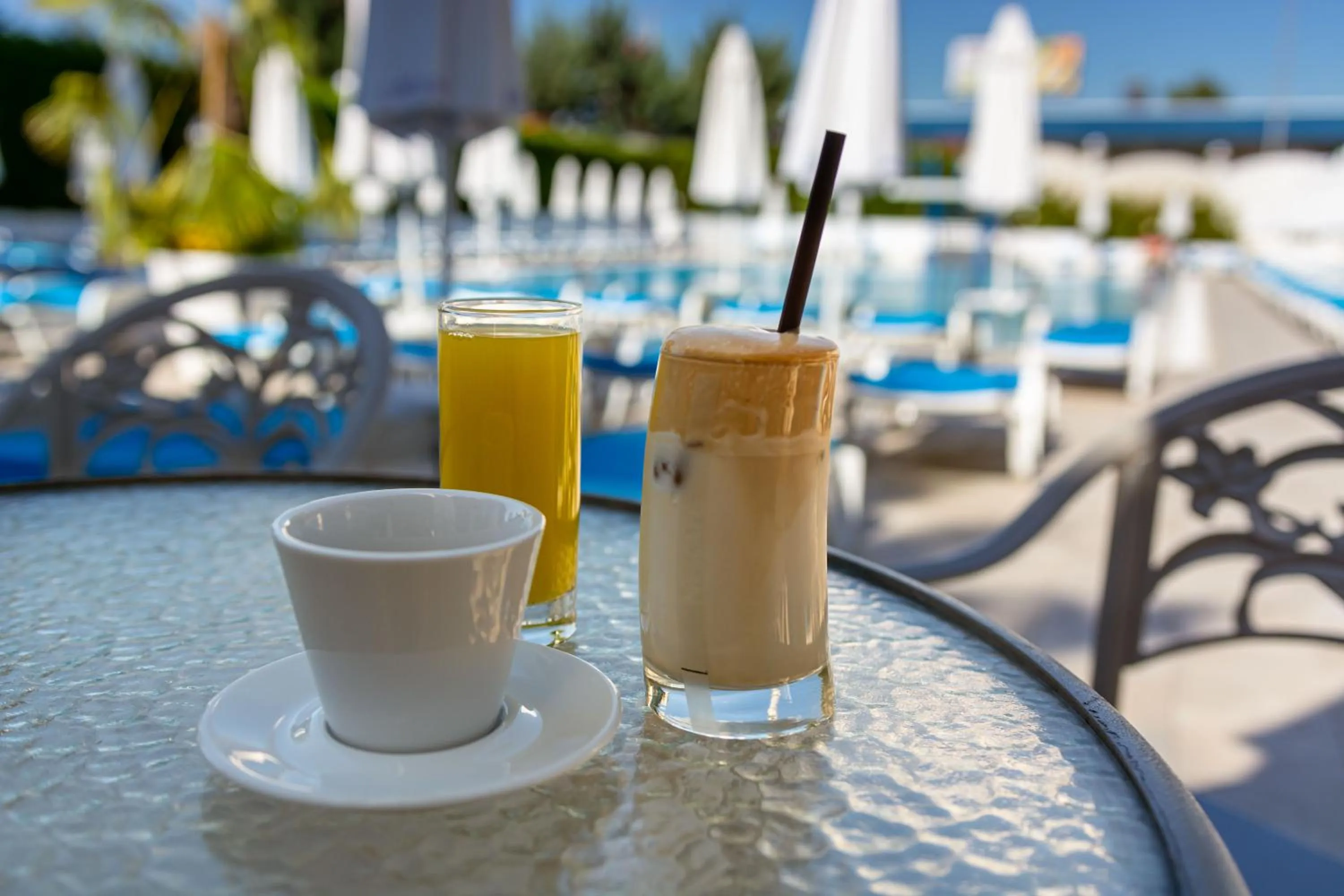 Coffee/tea facilities in Hotel Montecito