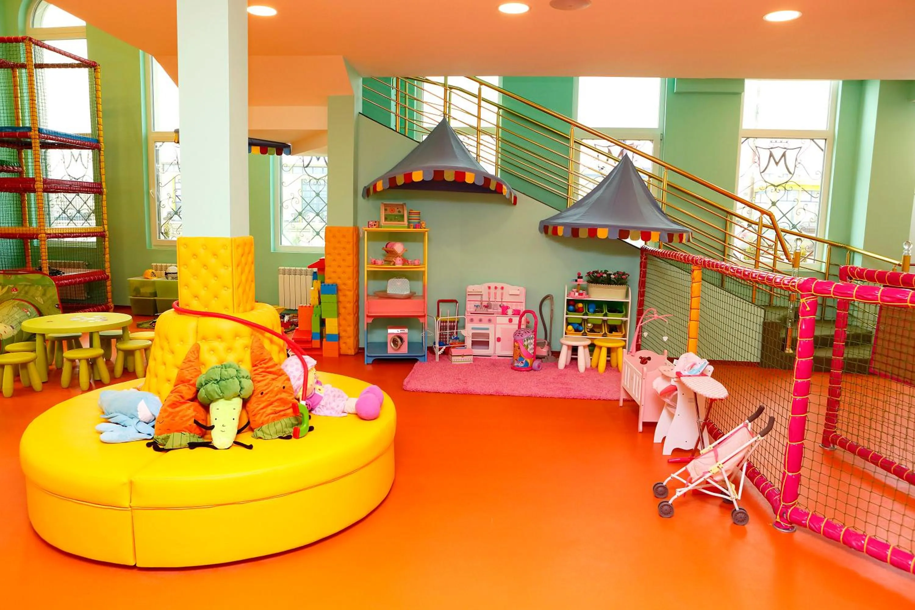 Day in Hotel Montecito