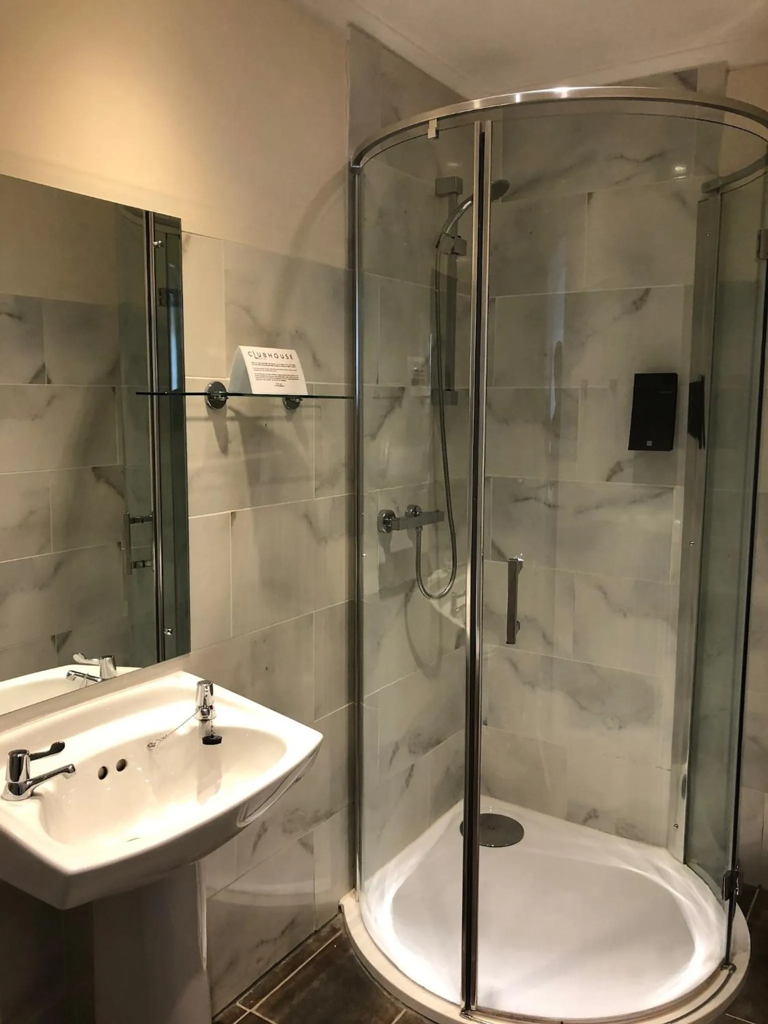 Shower in ClubHouse B& B