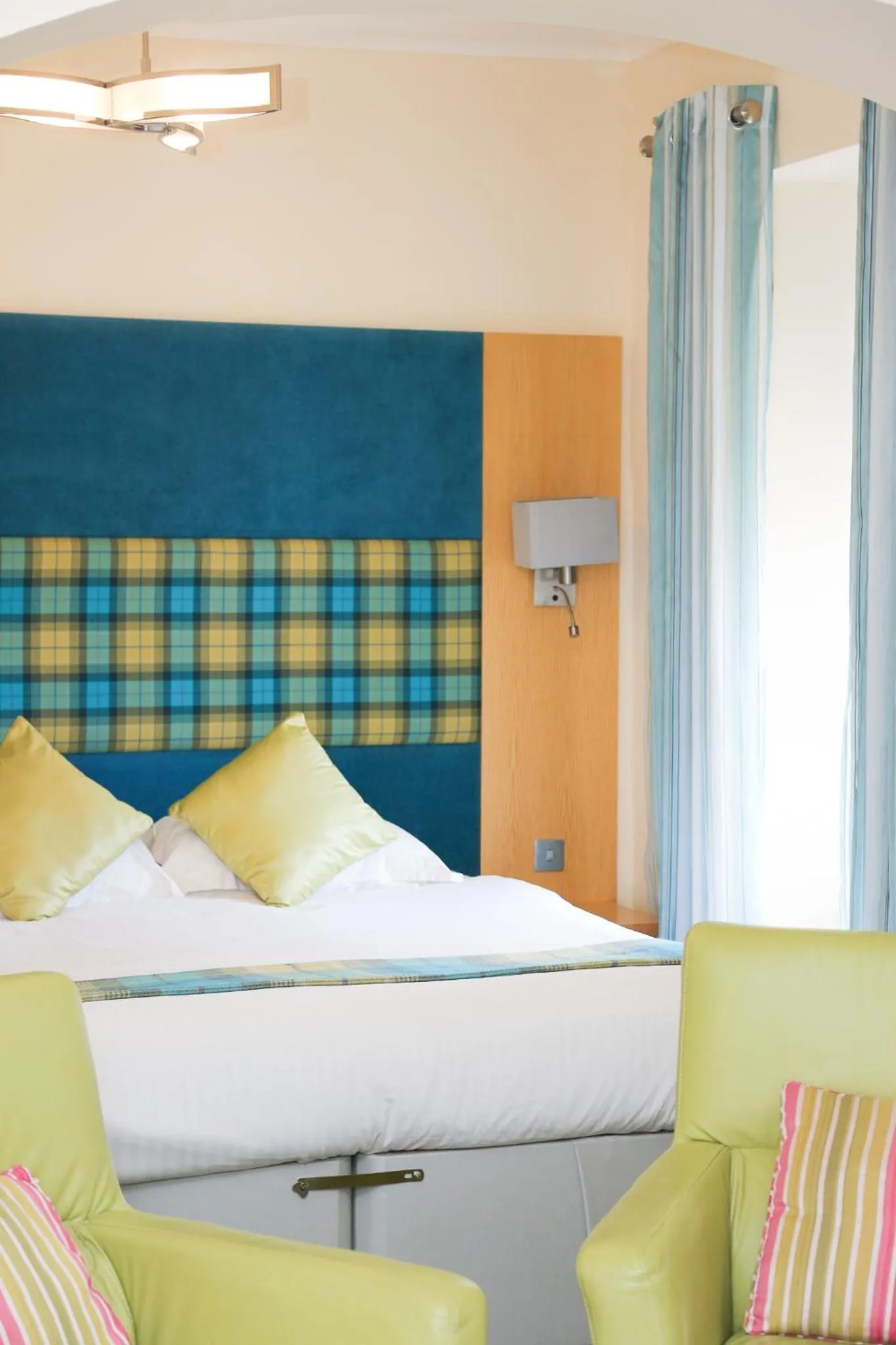 Bed in ClubHouse B& B