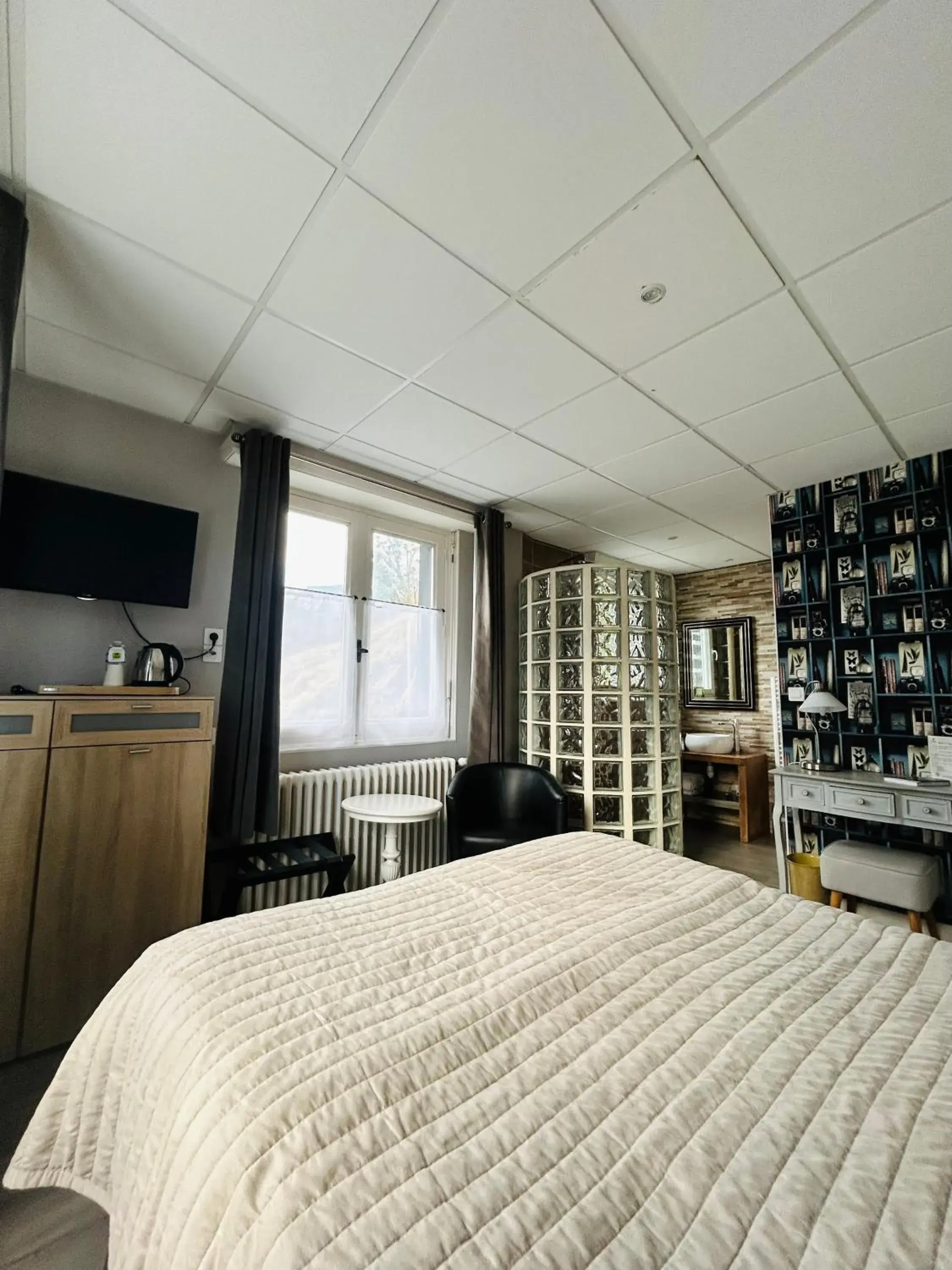 Superior Double Room in Logis Hôtel L'Ayguelade Superior Double Room in Logis Hôtel L'Ayguelade