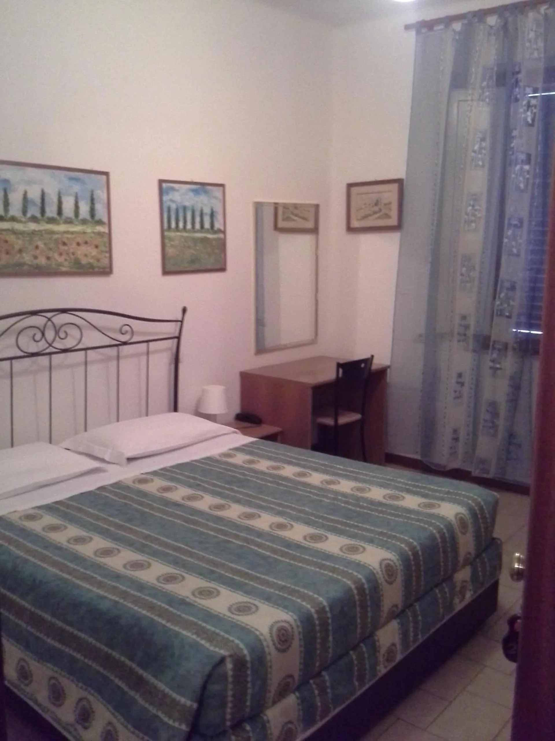 Bedroom, Bed in Albergo Italia di Nardi Renzo & C Snc