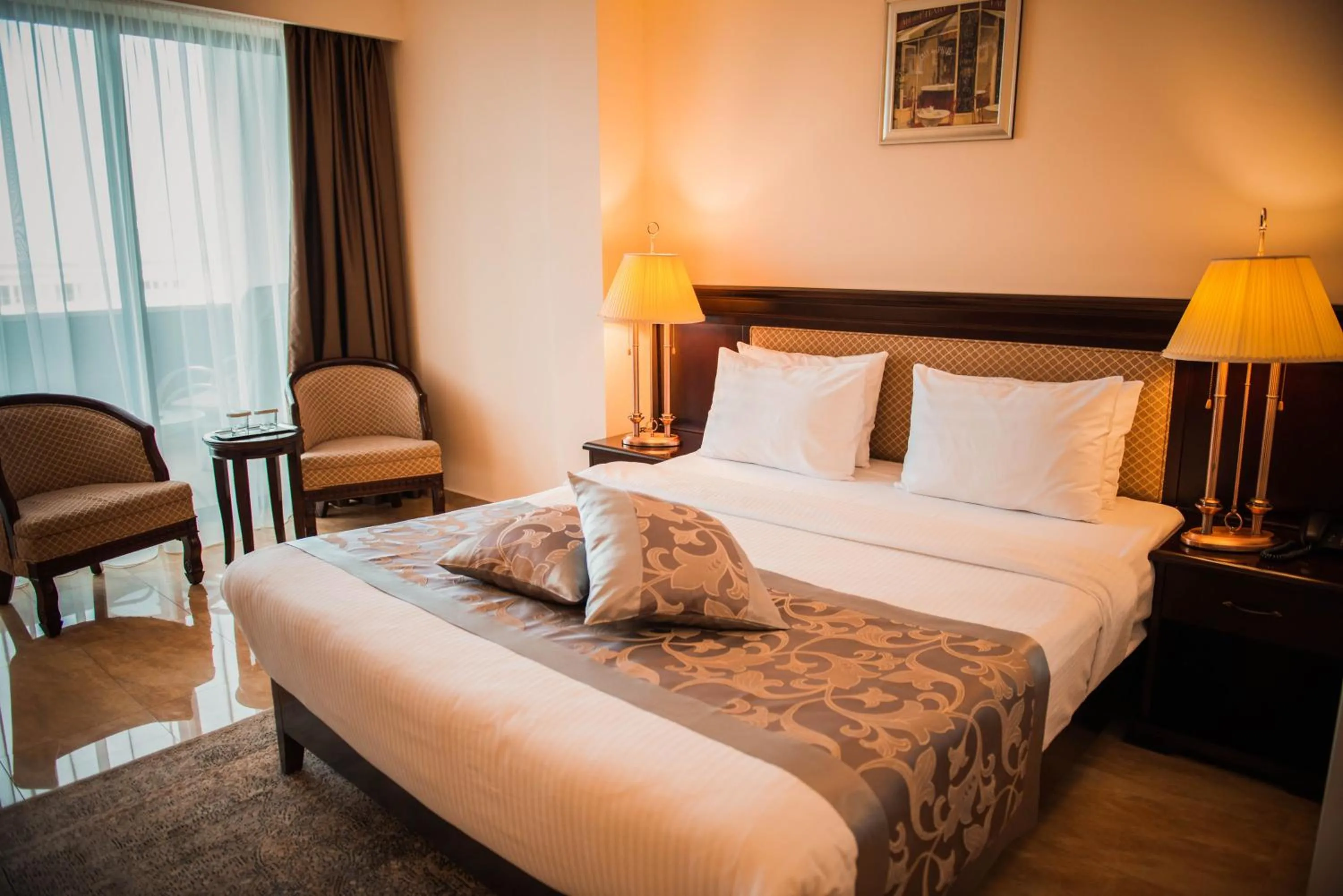 Bed in Hotel Del Mar & Conference Center