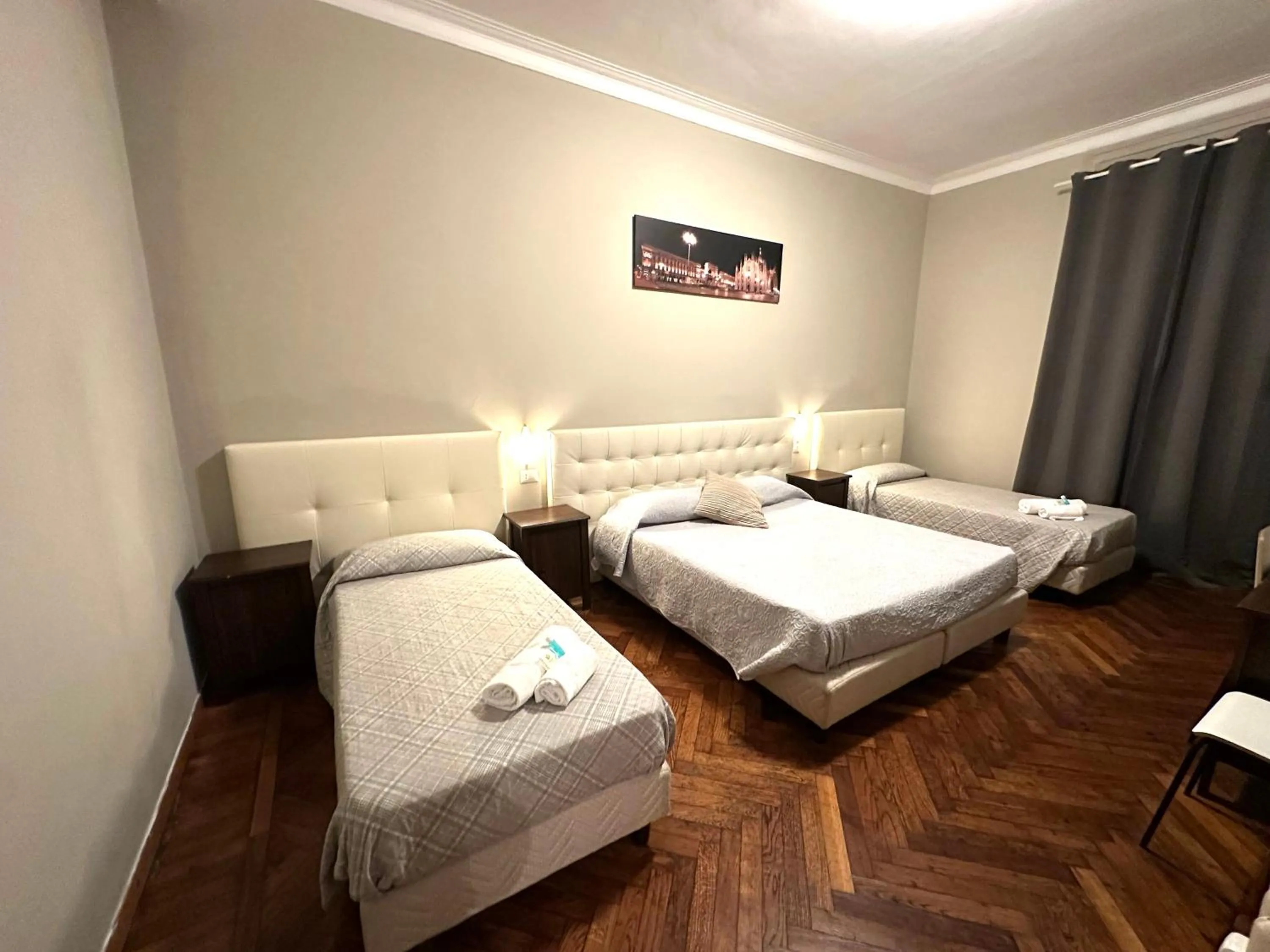 Bed in Carlo Goldoni Hotel