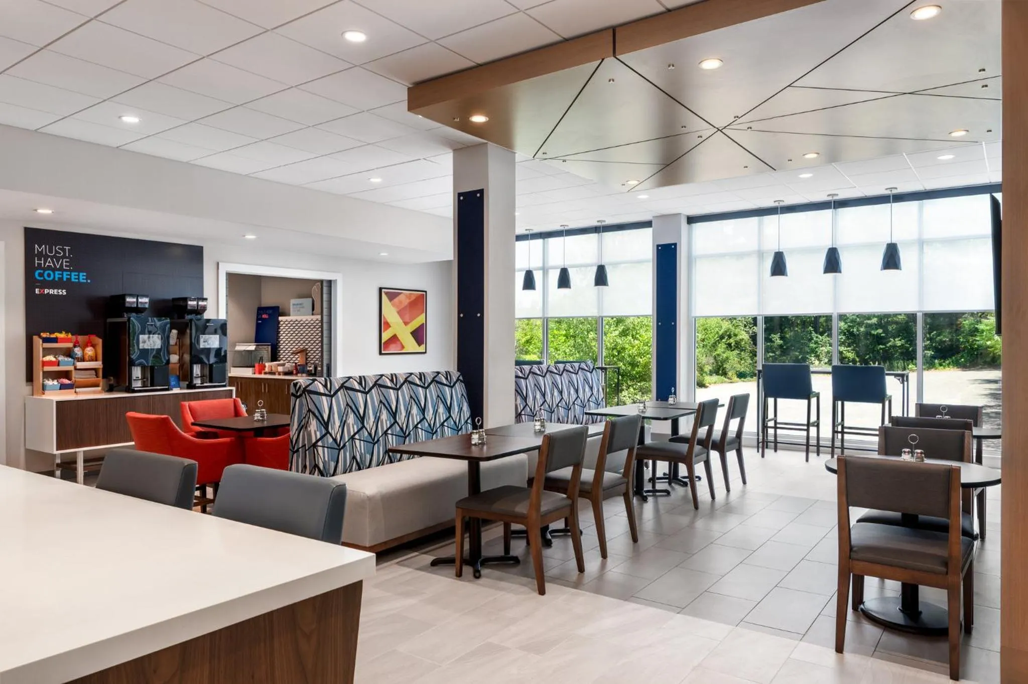 Breakfast in Holiday Inn Express & Suites Pittsfield-Lenox-Berkshires by IHG