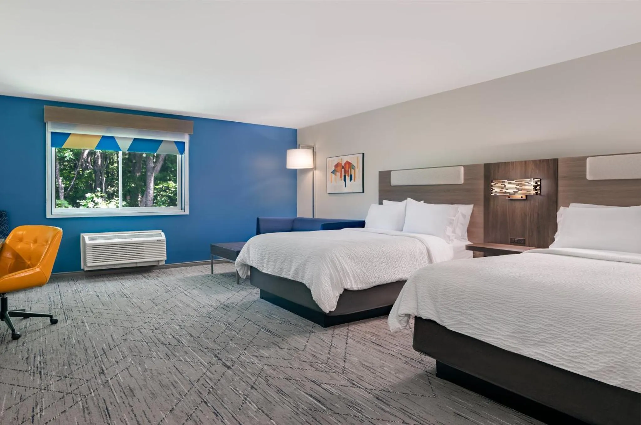 Photo of the whole room, Bed in Holiday Inn Express & Suites Pittsfield-Lenox-Berkshires by IHG