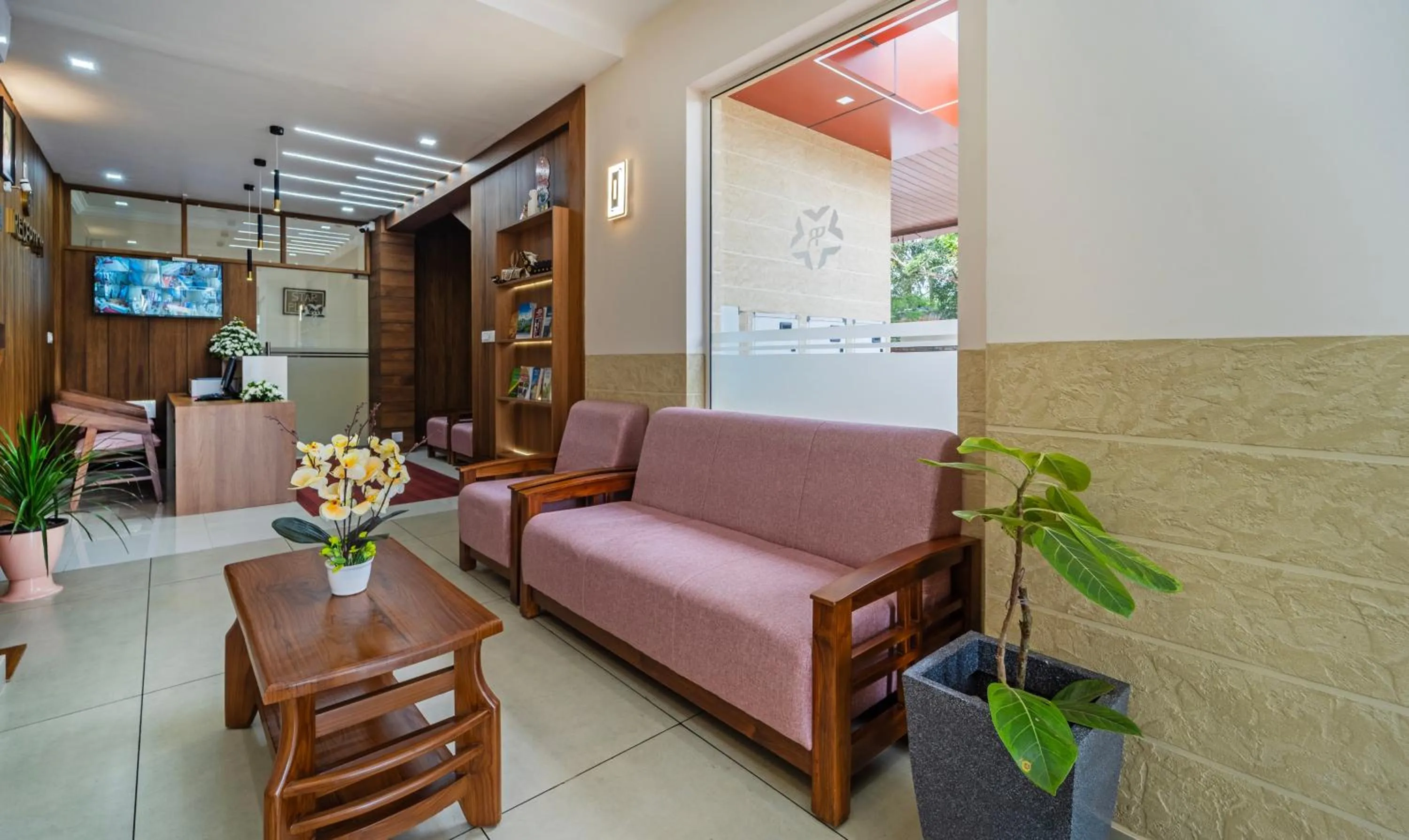 Seating area in Treebo Thoduvas Star Plaza Cochin Airport