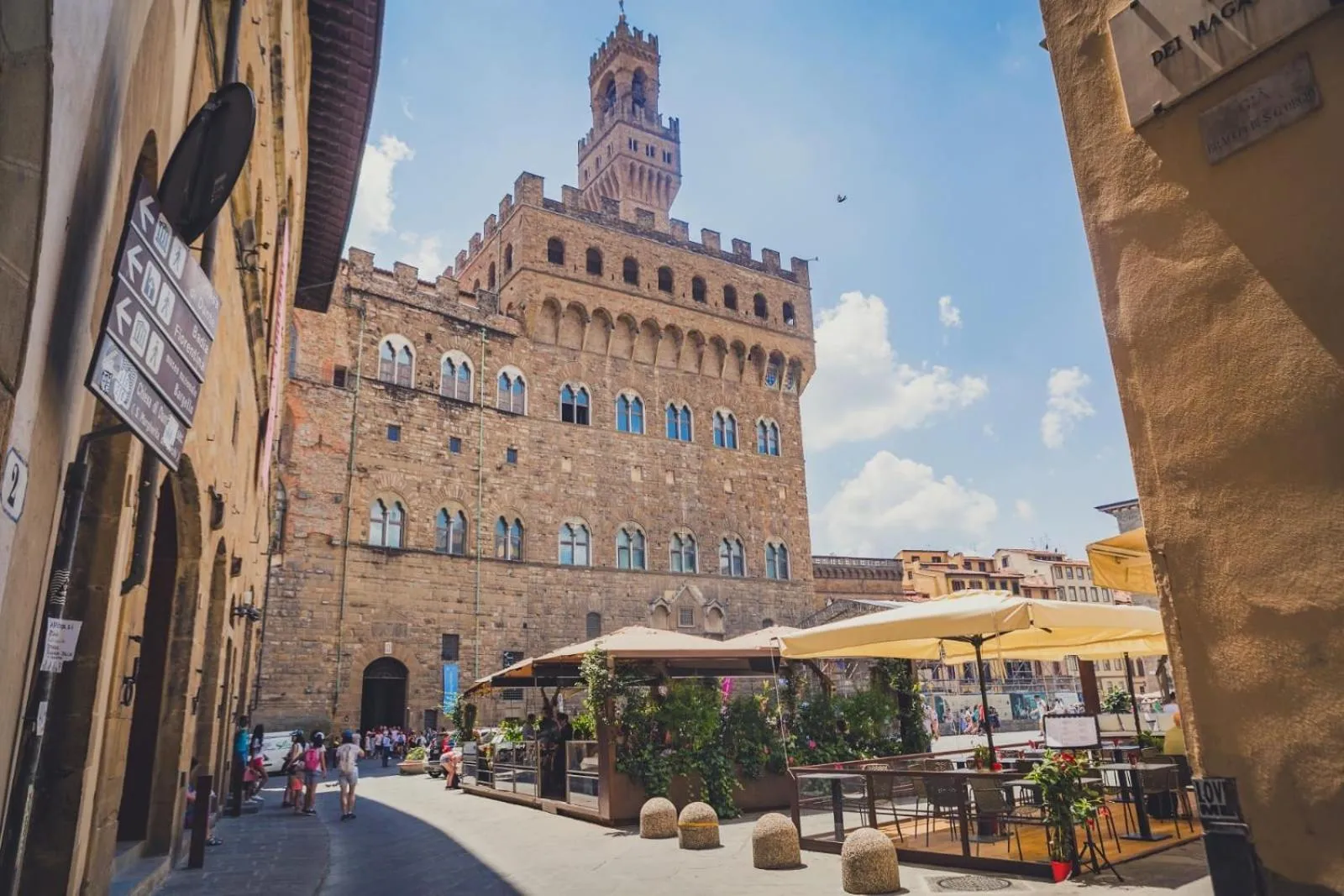 Property building in Gattopardo Rooms Florence