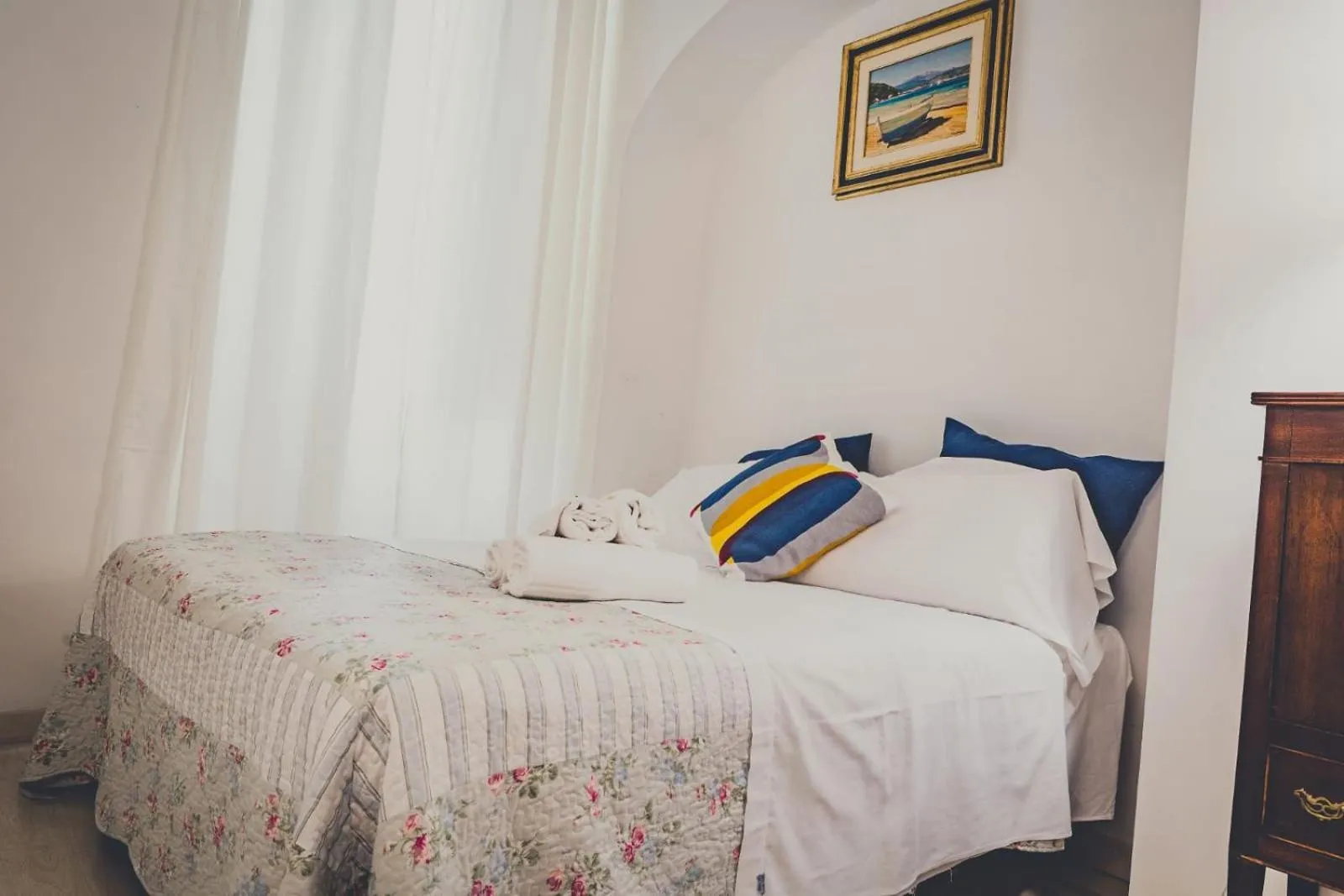 Bedroom, Bed in Gattopardo Rooms Florence