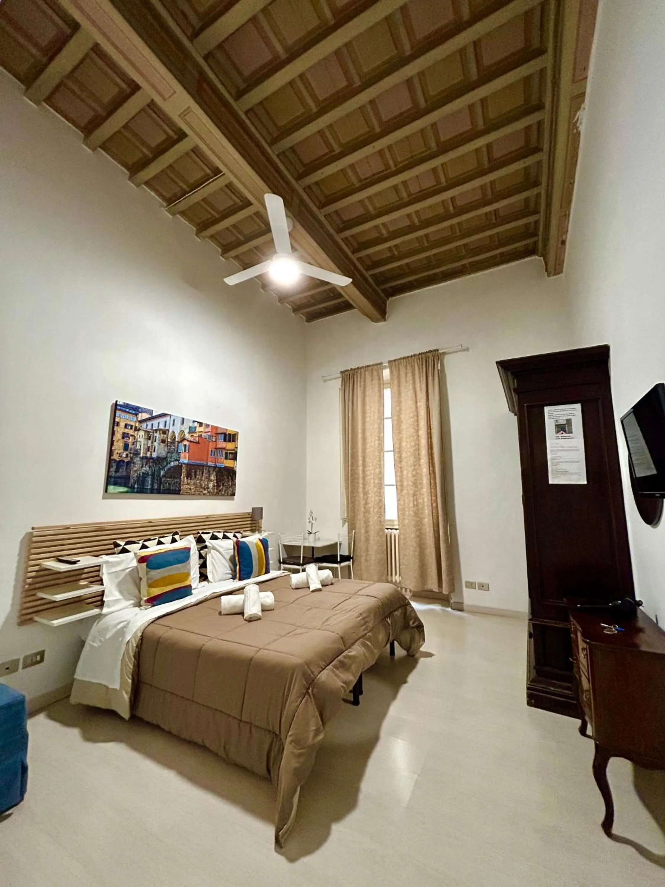 Bedroom, Bed in Gattopardo Rooms Florence