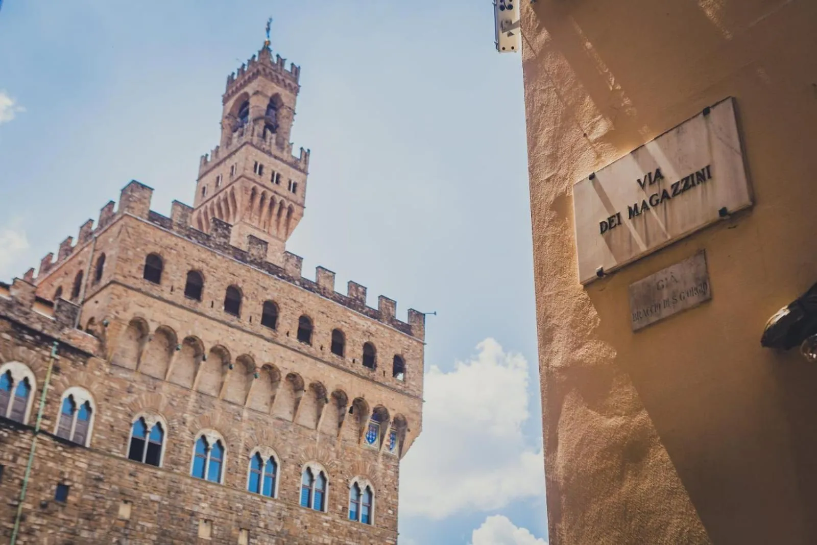 Property building in Gattopardo Rooms Florence