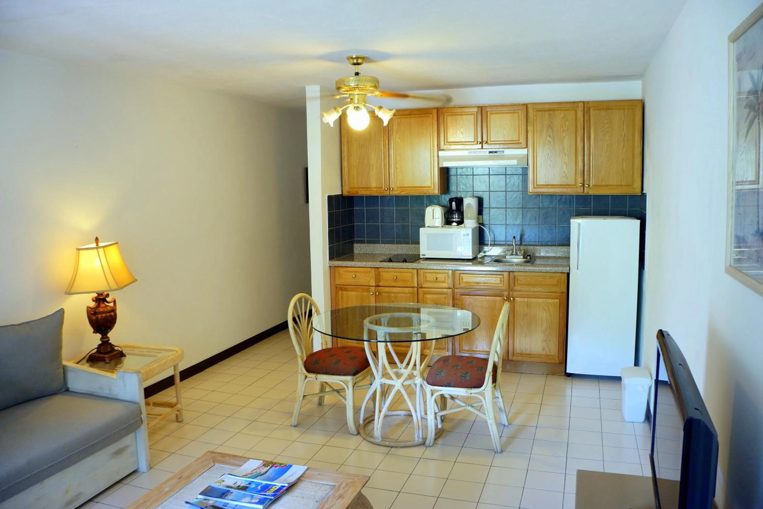 Kitchen or kitchenette in L'Esperance Hotel