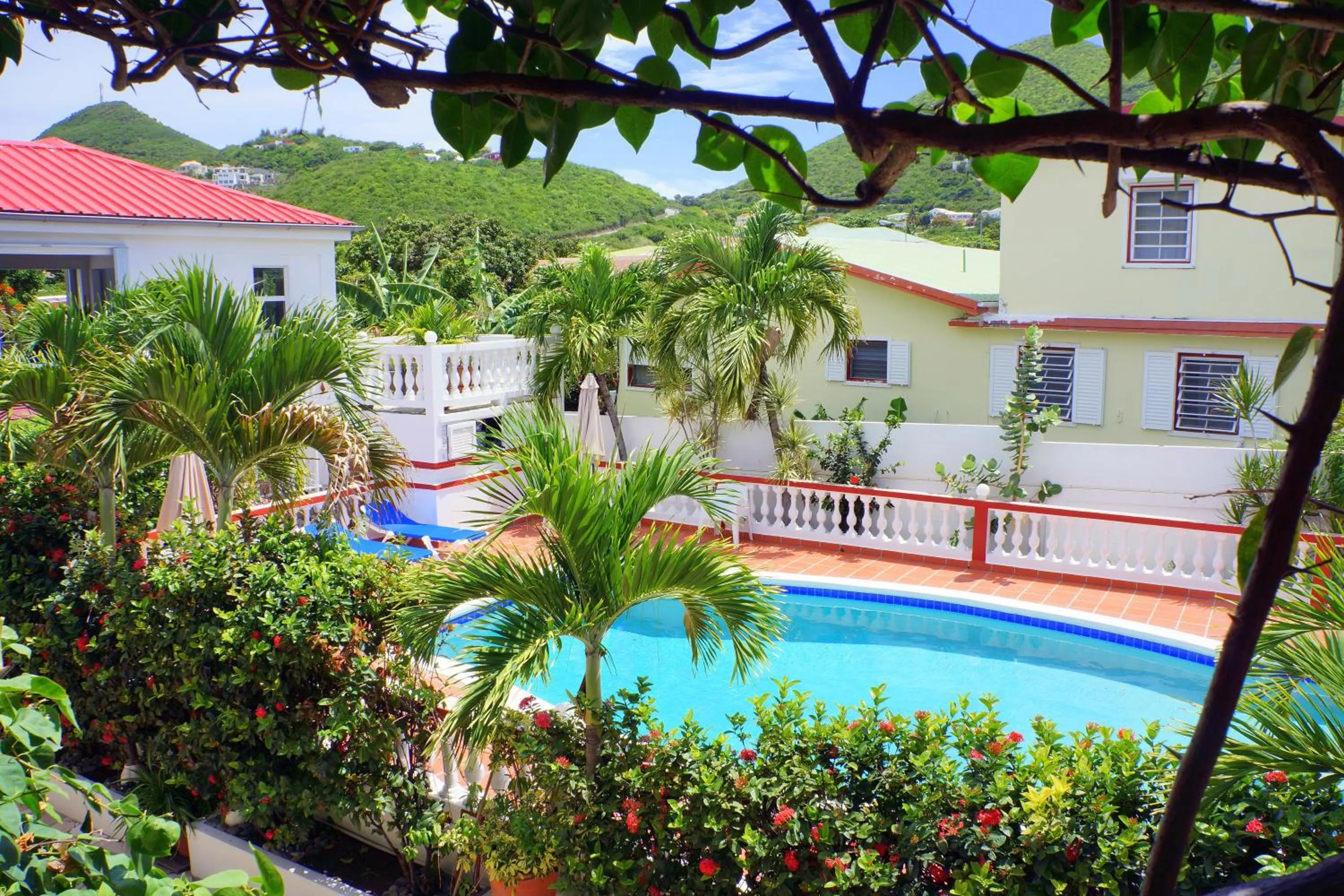 Swimming pool in L'Esperance Hotel