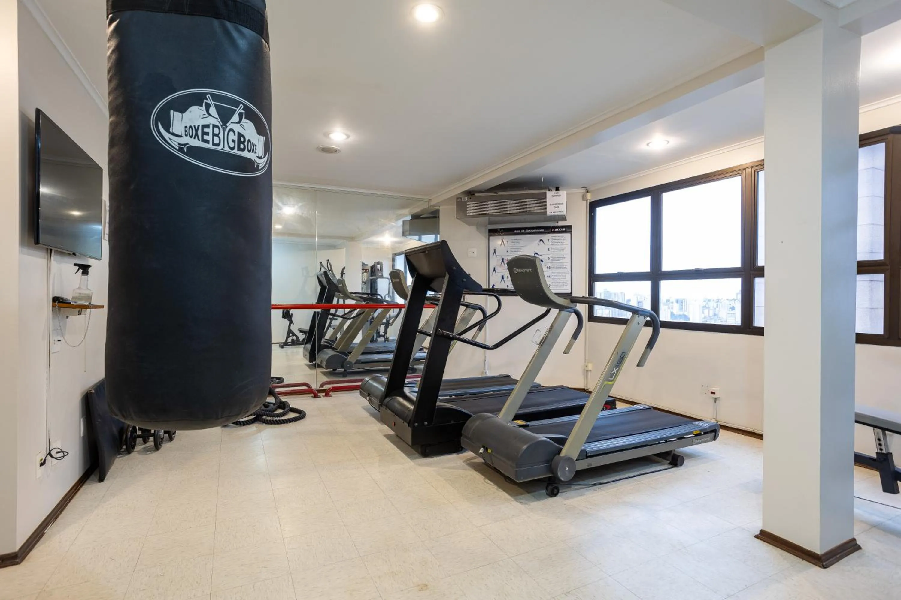 Fitness centre/facilities in Park Tower Campinas Residence by Nacional Inn