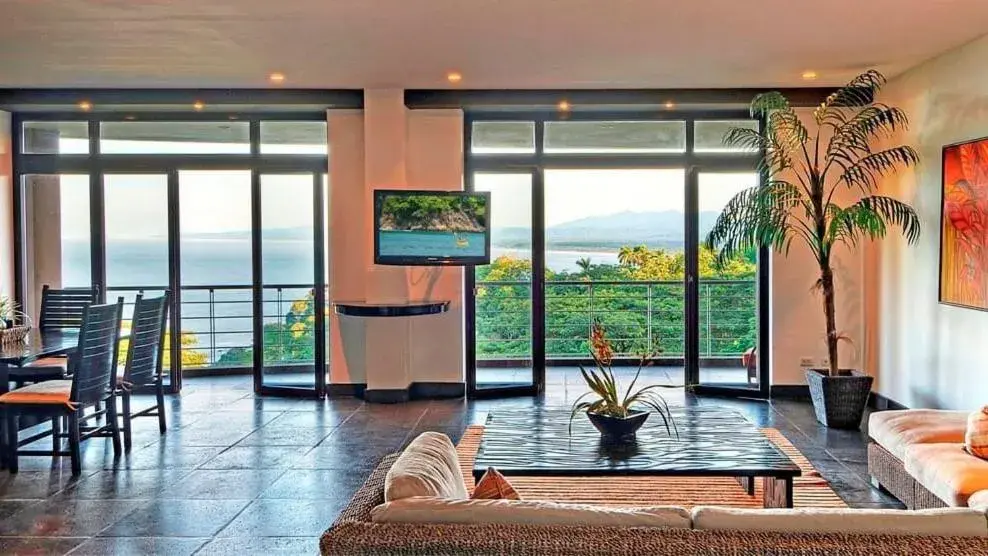 Suite with Panoramic View (# of bedrooms available depends on # of guests reserved) in Los Altos Resort Suite with Panoramic View (# of bedrooms available depends on # of guests reserved) in Los Altos Resort