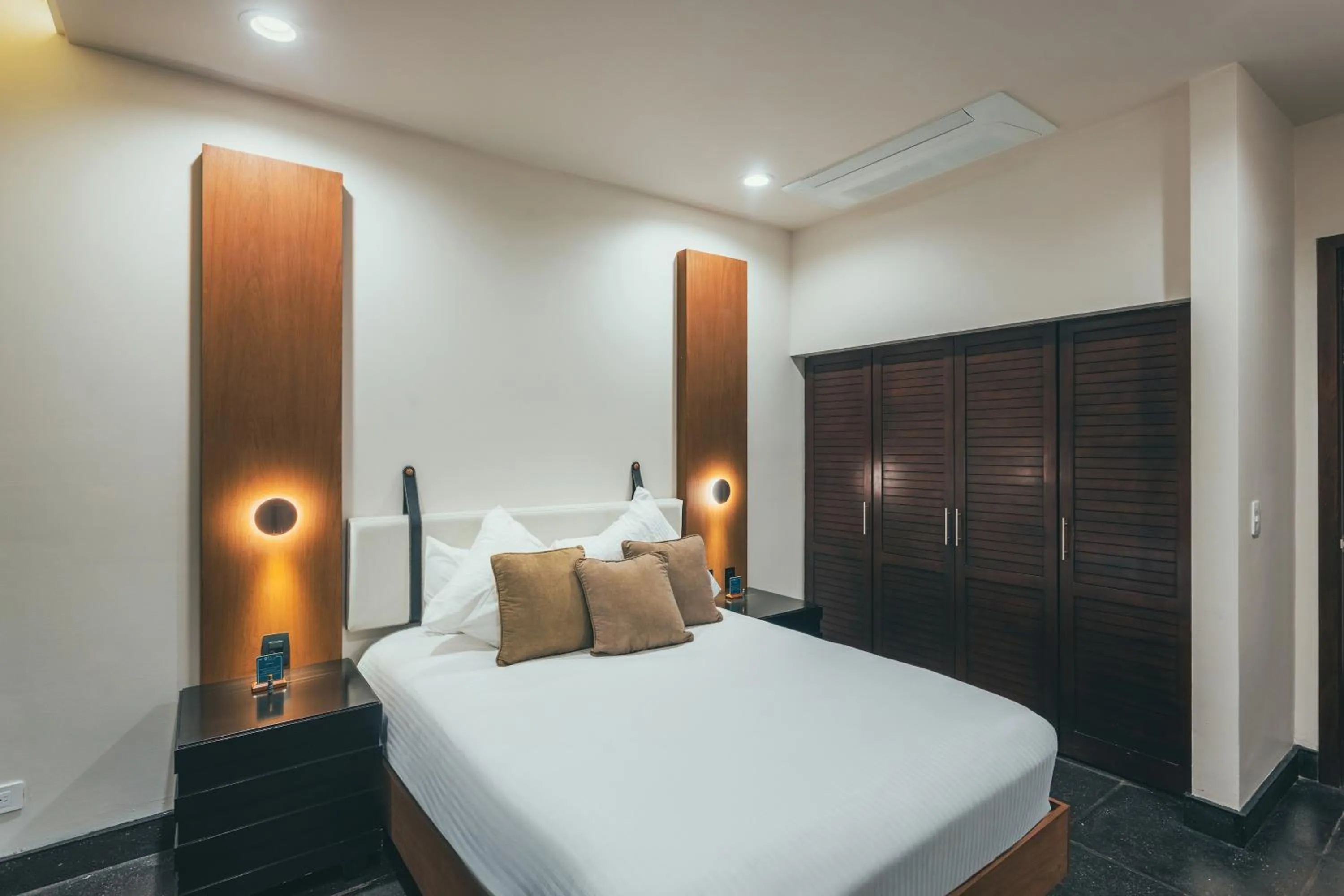 Bed in Los Altos Resort