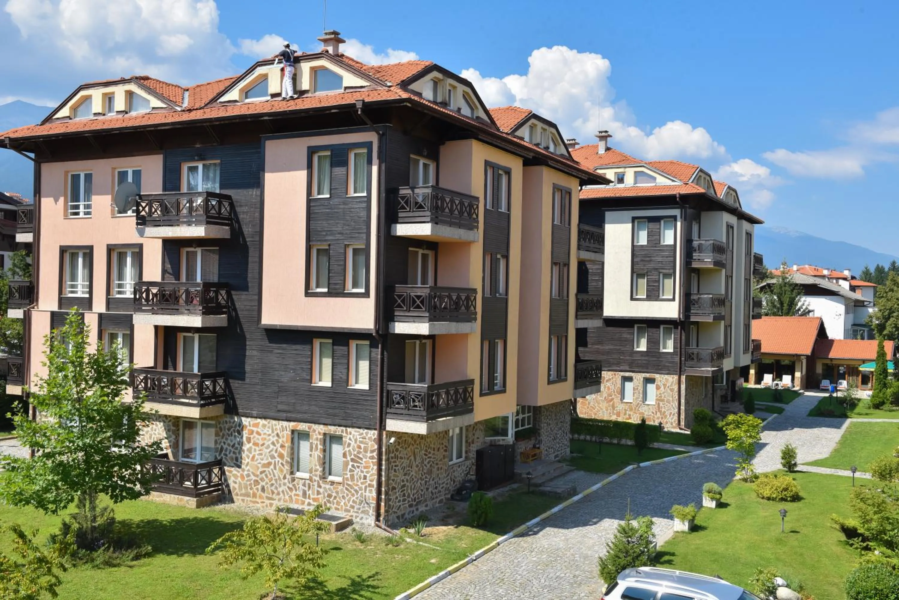 Property building in Hotel Bojur & Bojurland Apartment Complex