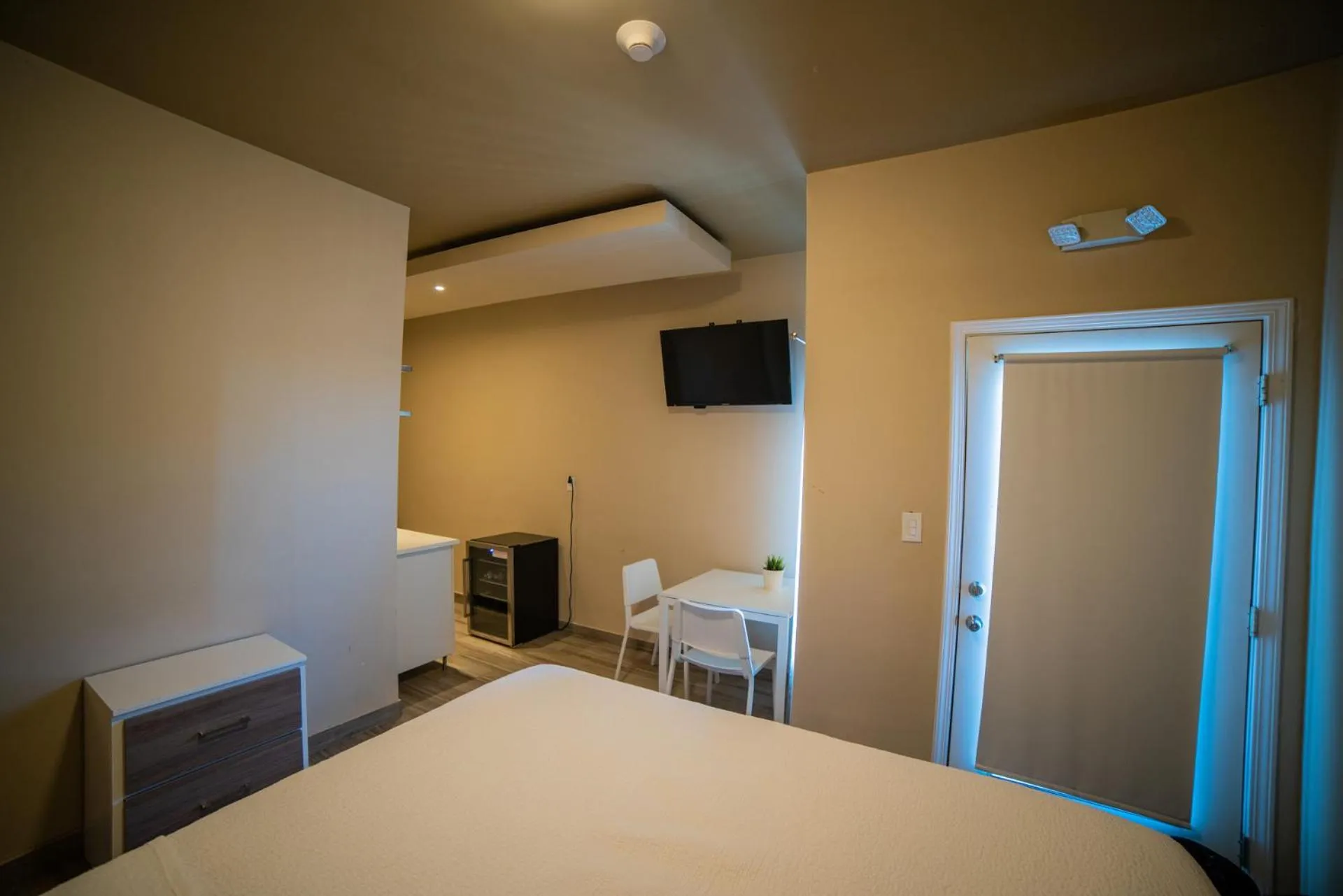 Bed in California Comfort & Suites