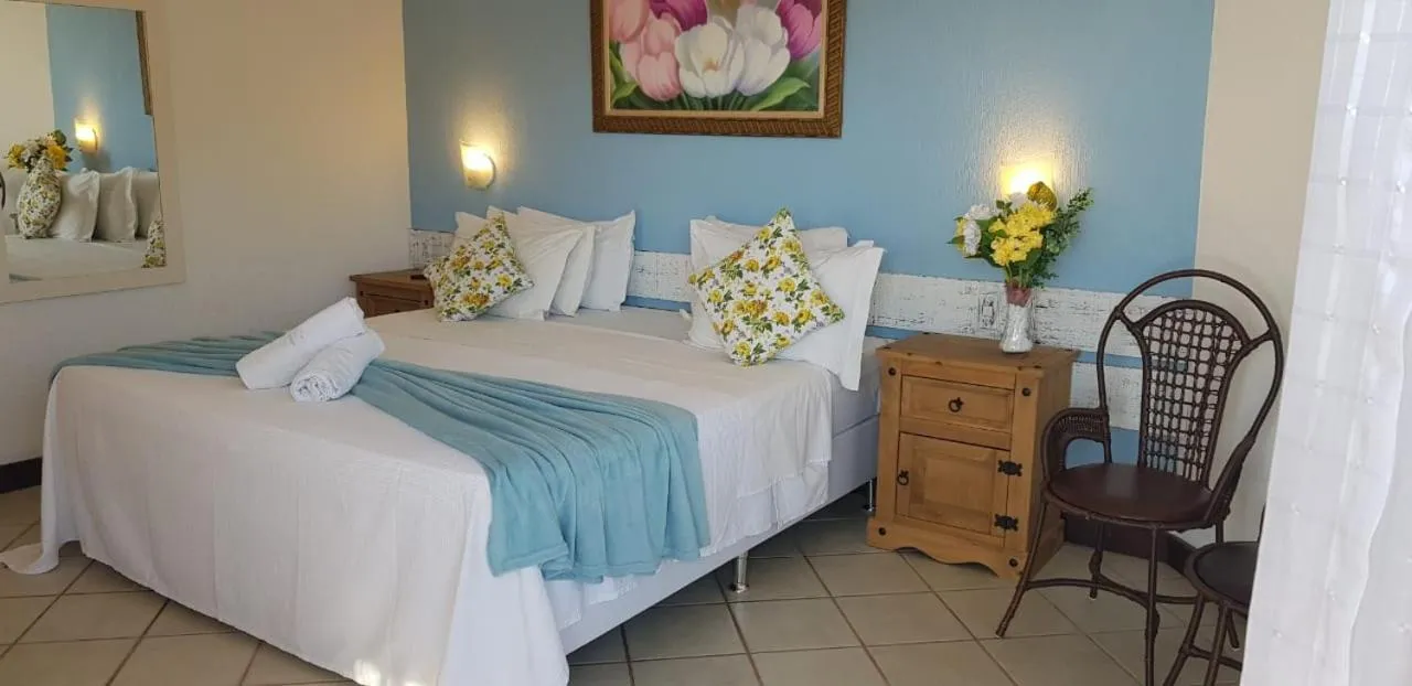 Bed in Coronado Inn Hotel