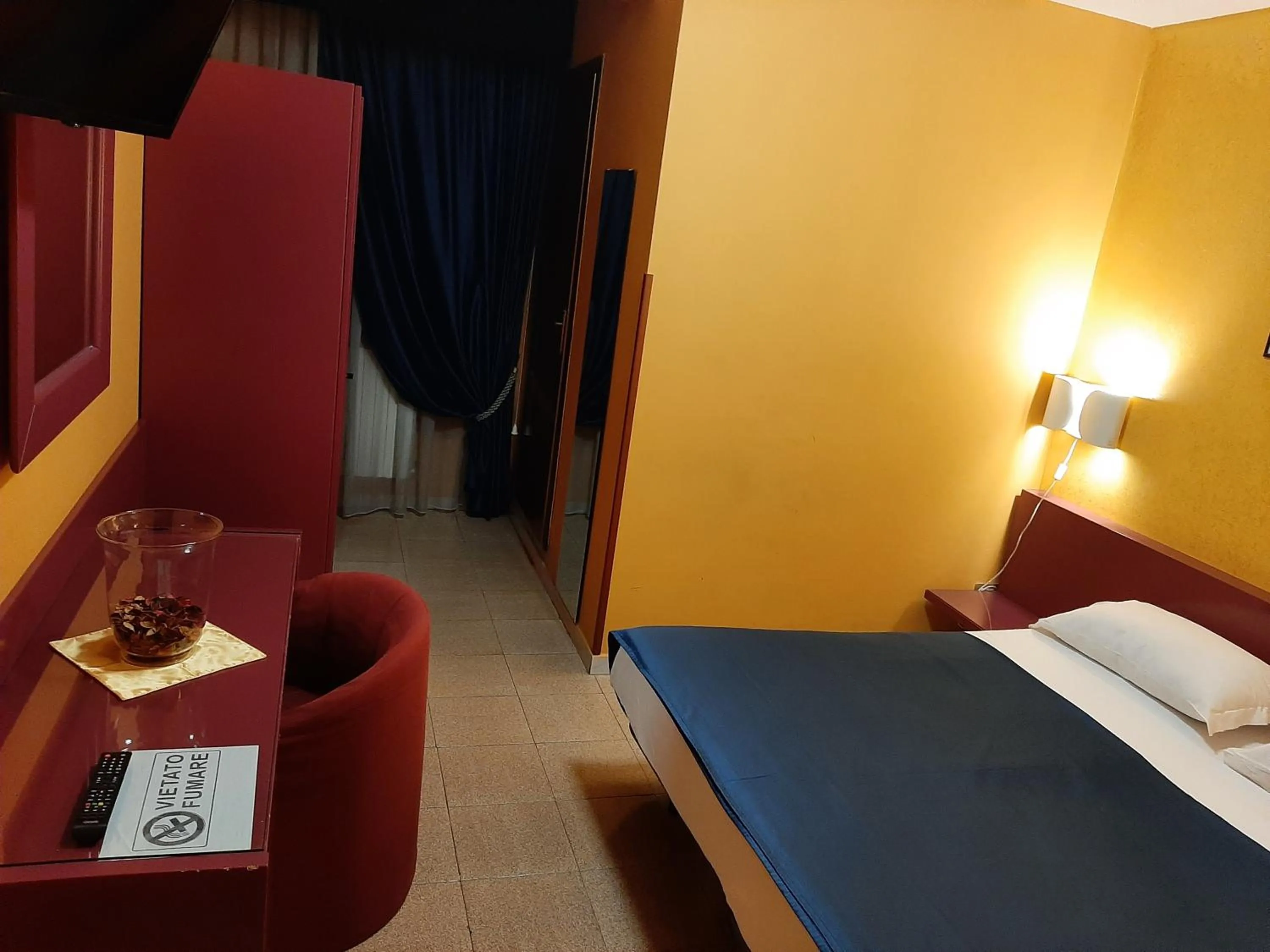 Bed in Cristal Hotel