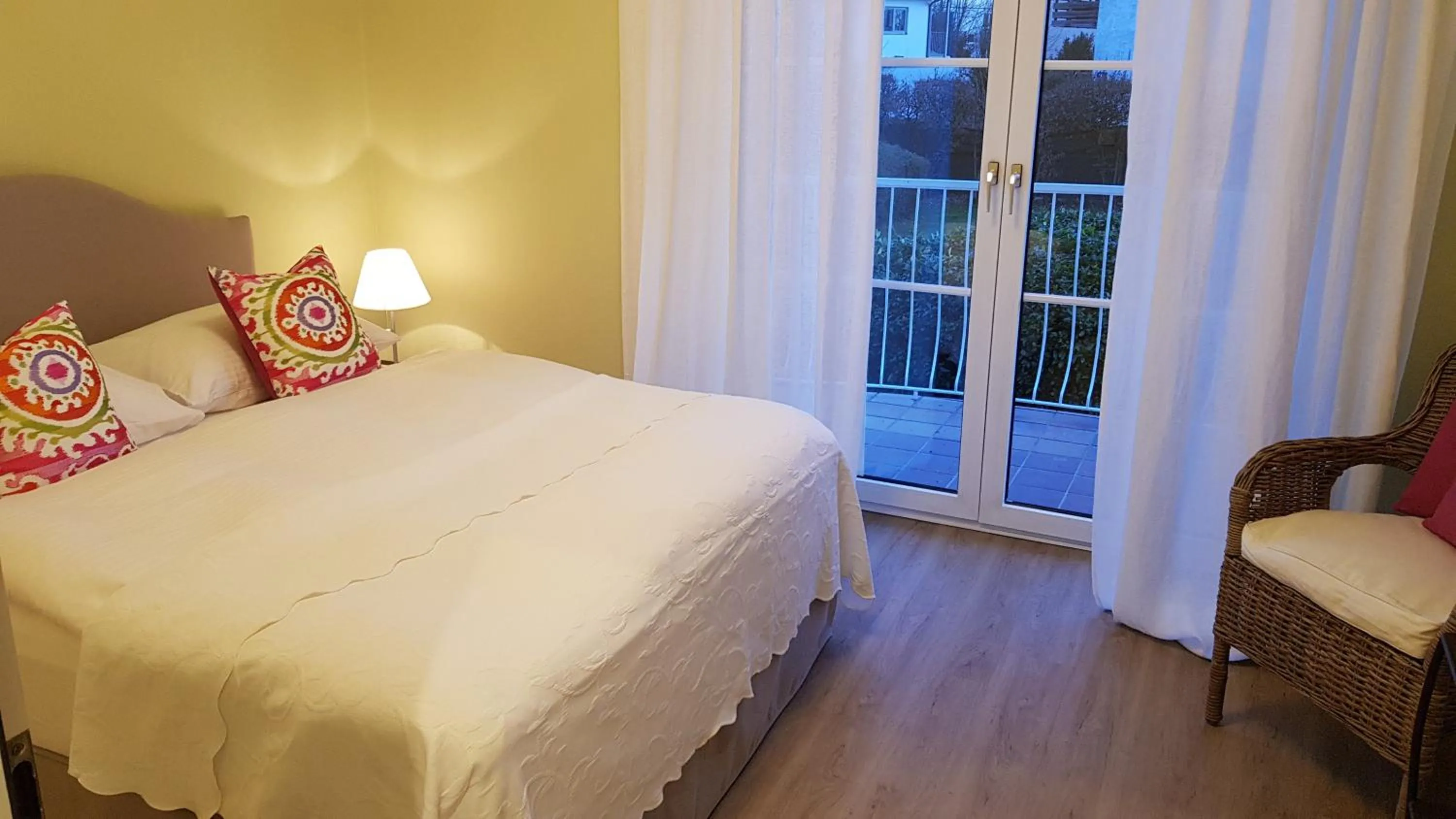 Balcony/Terrace, Bed in The Little Guesthouse