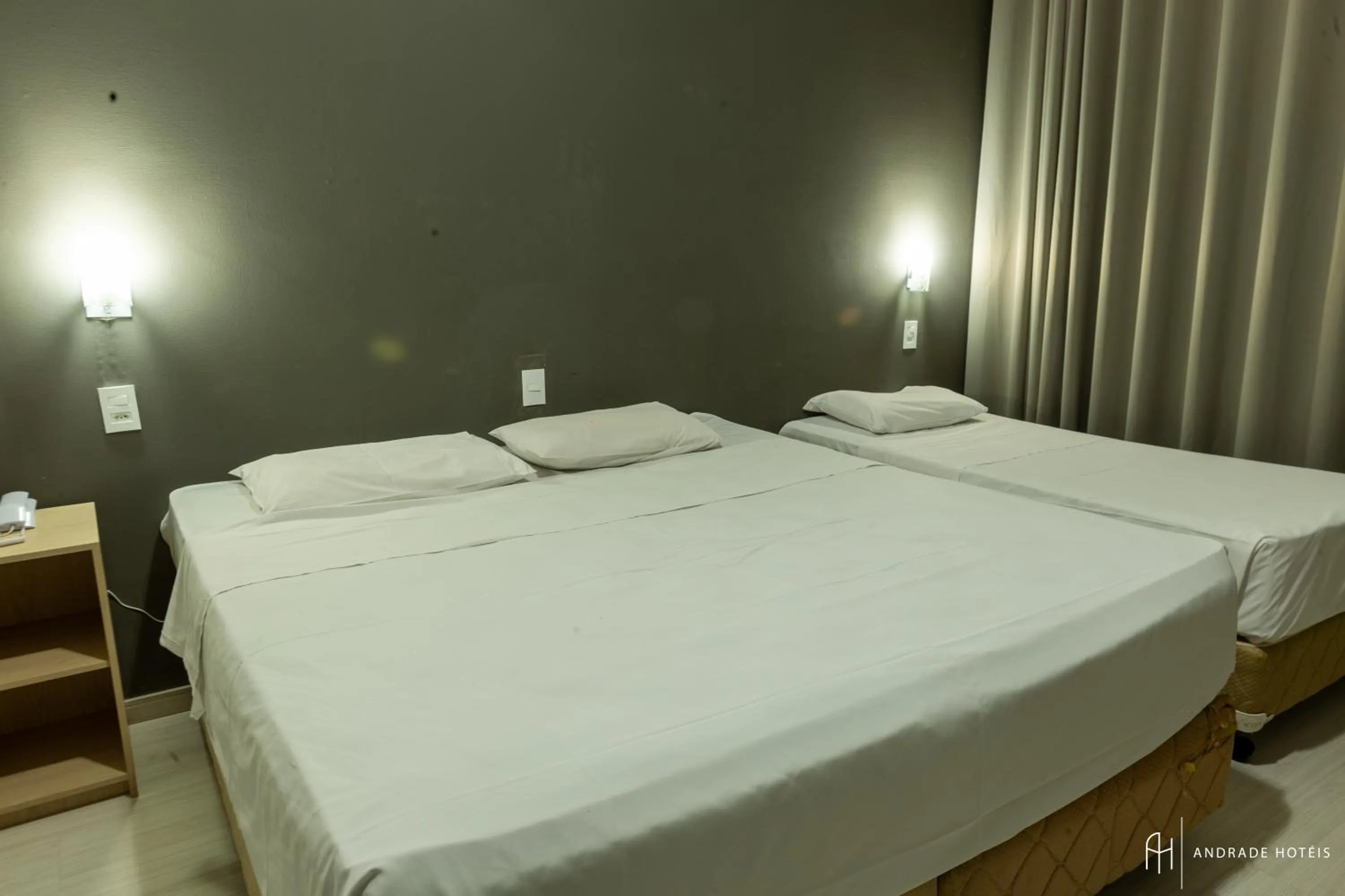 Bedroom, Bed in Rede Andrade Guaíra