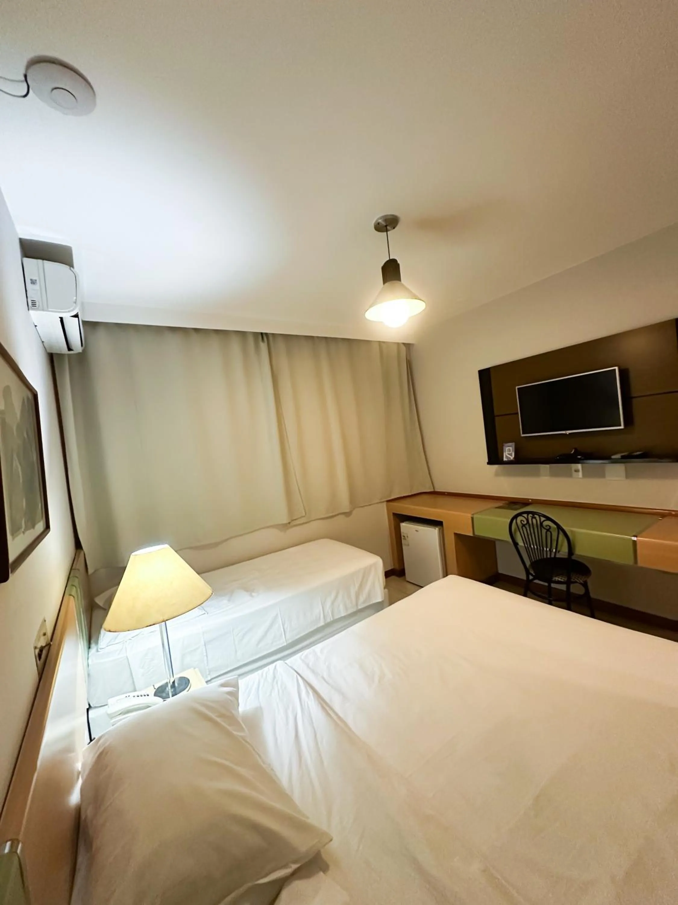 Bed in Sumatra Hotel e Centro de Convenções