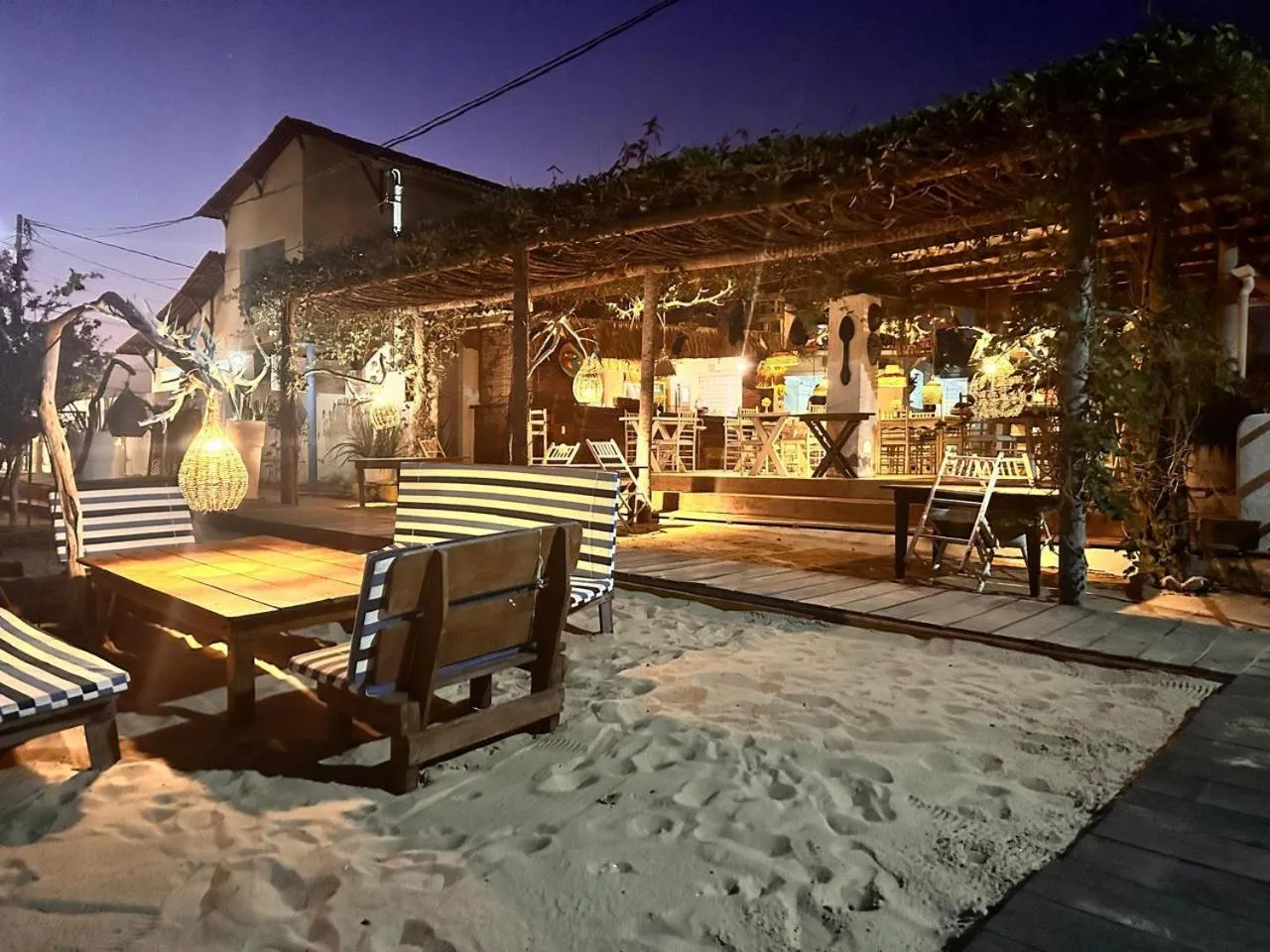 Restaurant/places to eat in Pousada Oásis